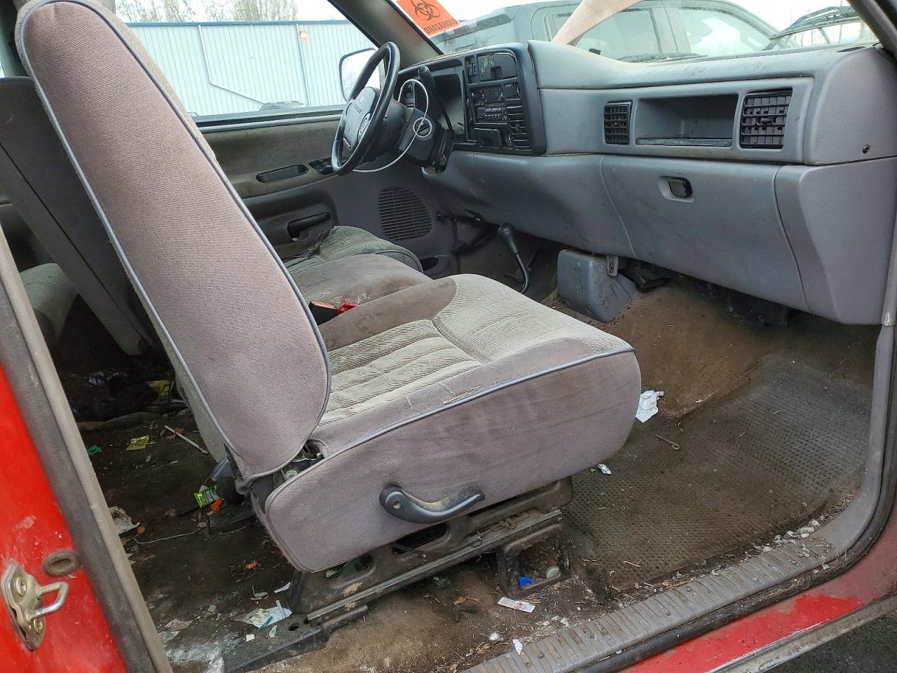 1996 Dodge Ram 2500 Red vin: 3B7KF23W3TM185116
