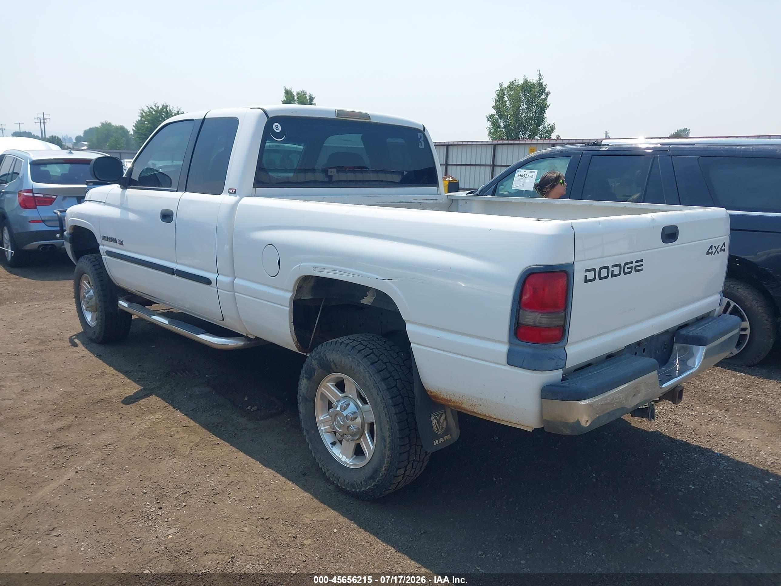 2002 Dodge Ram 2500 St White vin: 3B7KF23Z22M278993
