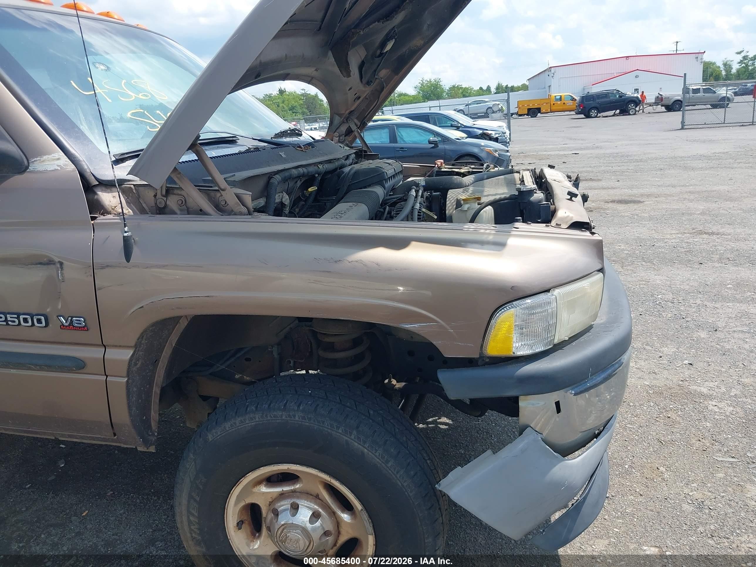 2001 Dodge Ram 2500   Золотой vin: 3B7KF23Z41G166189
