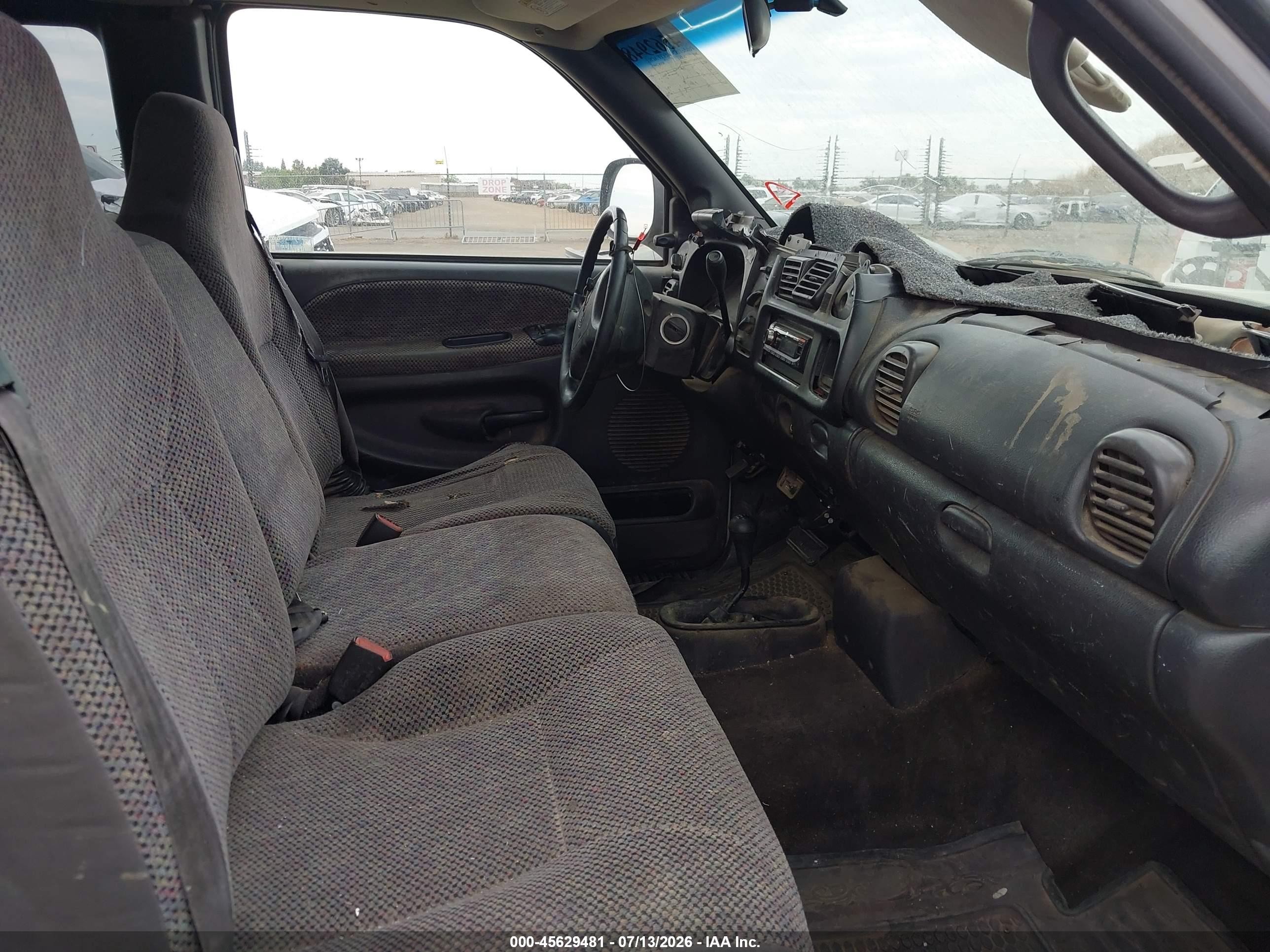 2001 Dodge Ram 2500 St White vin: 3B7KF23Z91G180413