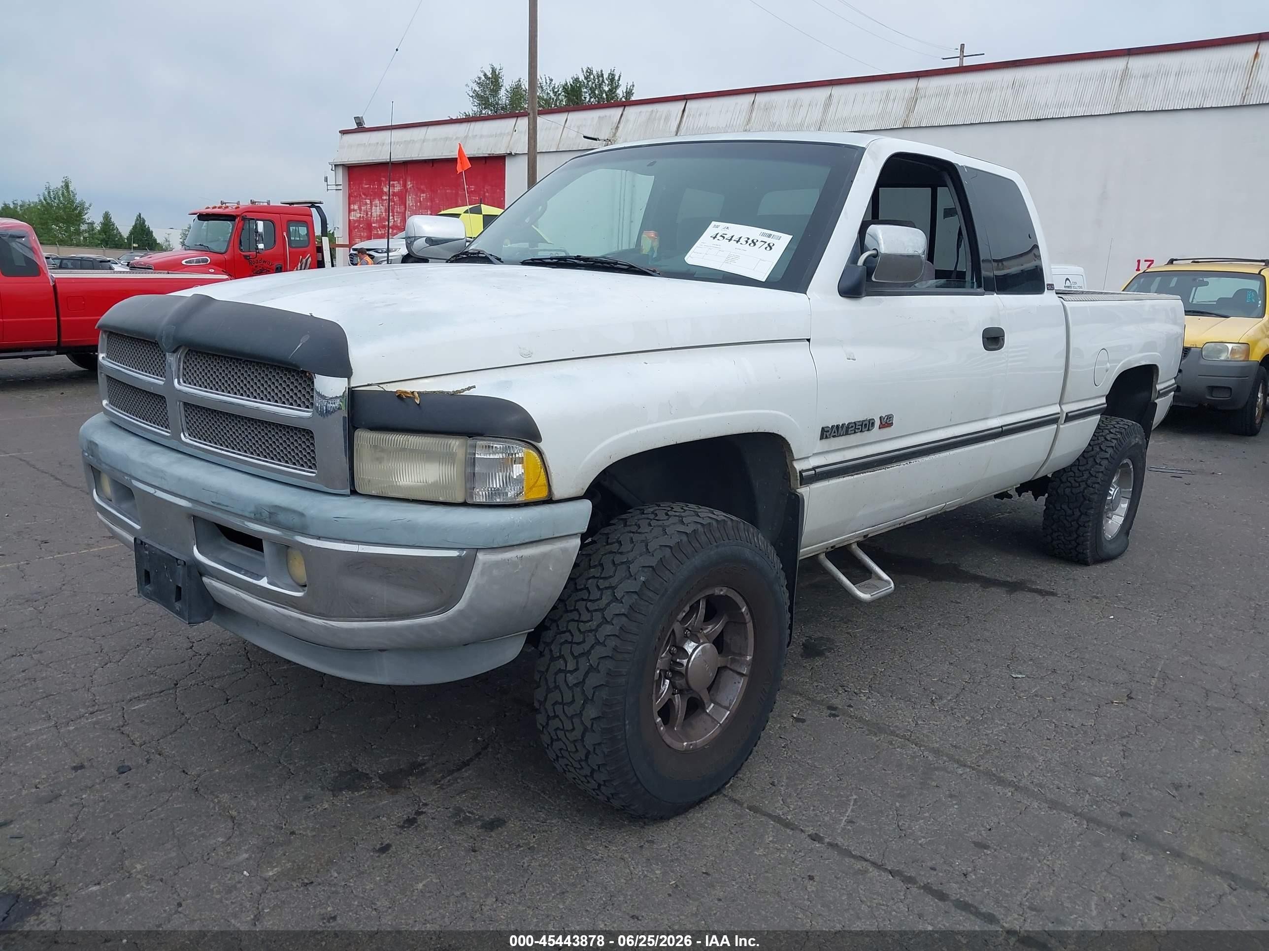 1997 Dodge Ram 2500 St White vin: 3B7KF23ZXVG824409