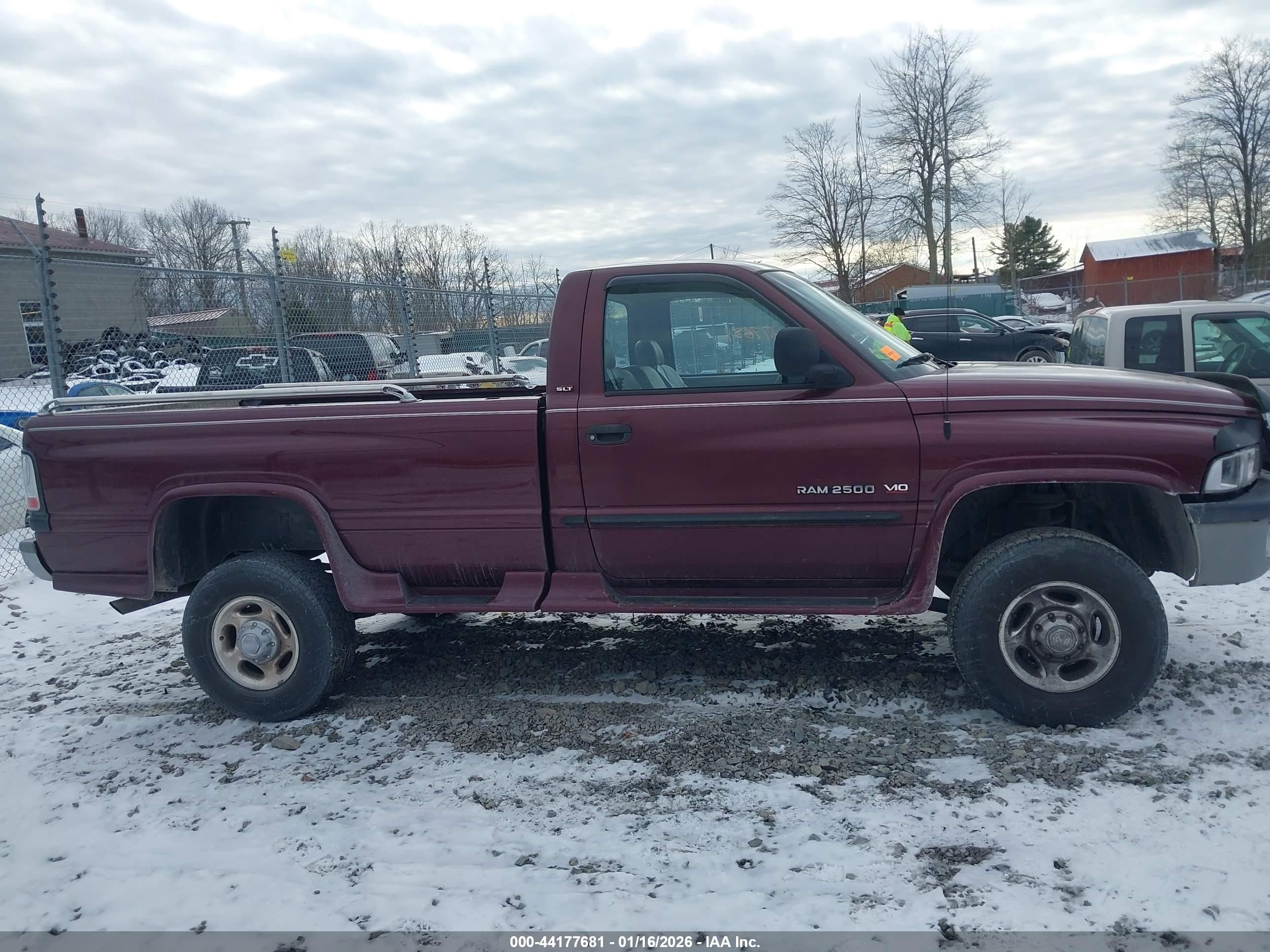 2000 Dodge Ram 2500 St Бордовый vin: 3B7KF26W5YM213680