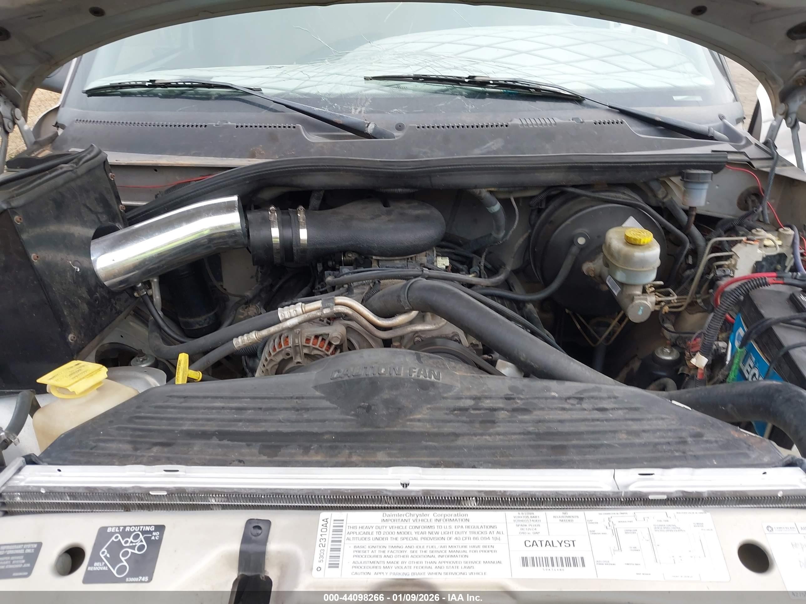 2000 Dodge Ram 2500 St Серебряный vin: 3B7KF26Z8YM226238