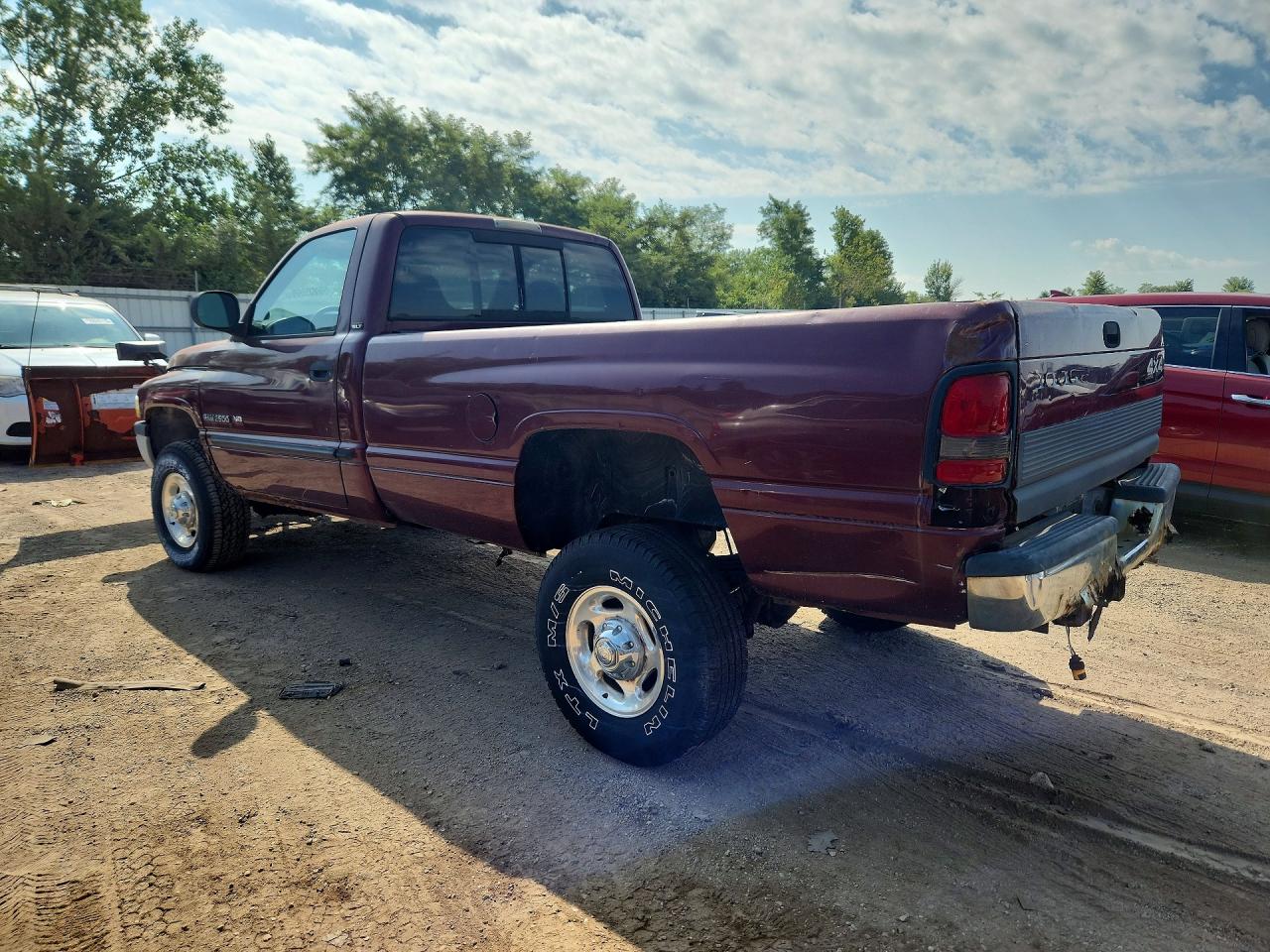 2000 Dodge Ram 2500 Бордовый vin: 3B7KF26Z9YM210663