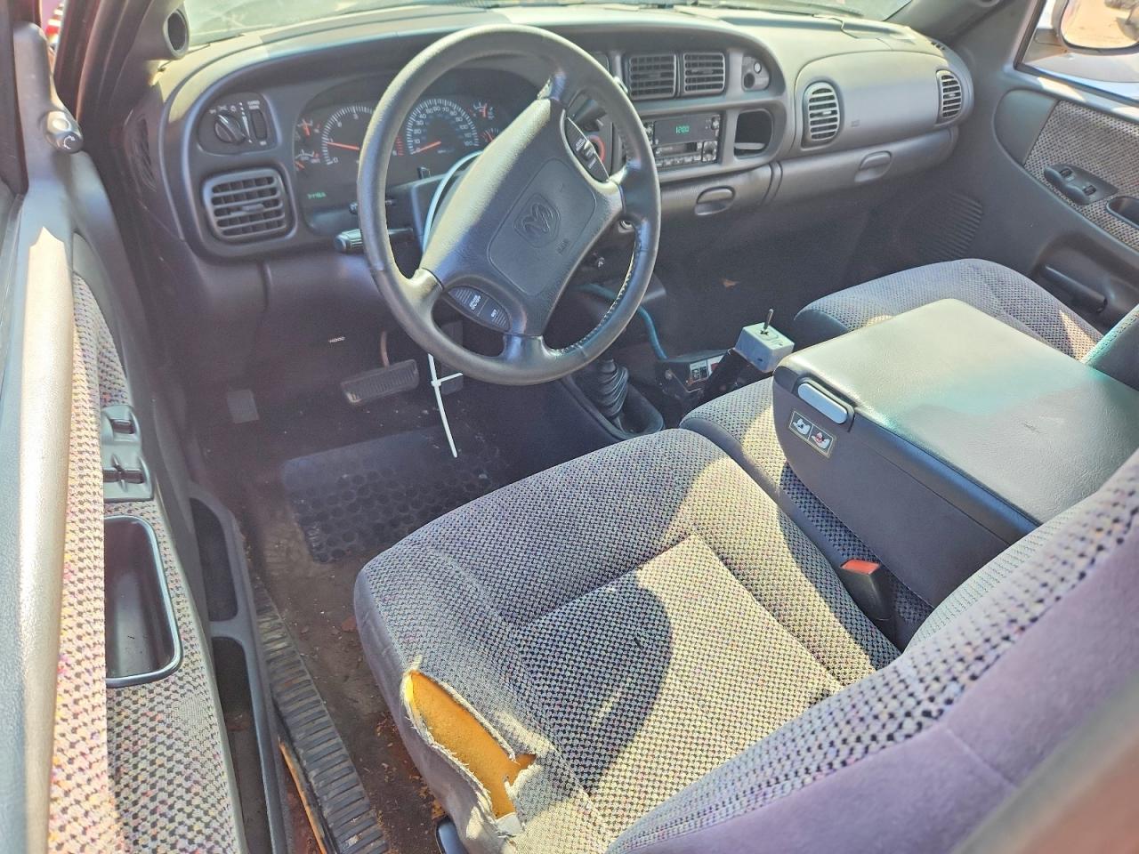 2000 Dodge Ram 2500 Бордовый vin: 3B7KF26Z9YM210663