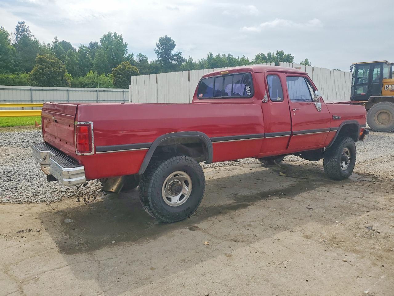 1992 Dodge W-series W200 Red vin: 3B7KM23C0NM541732