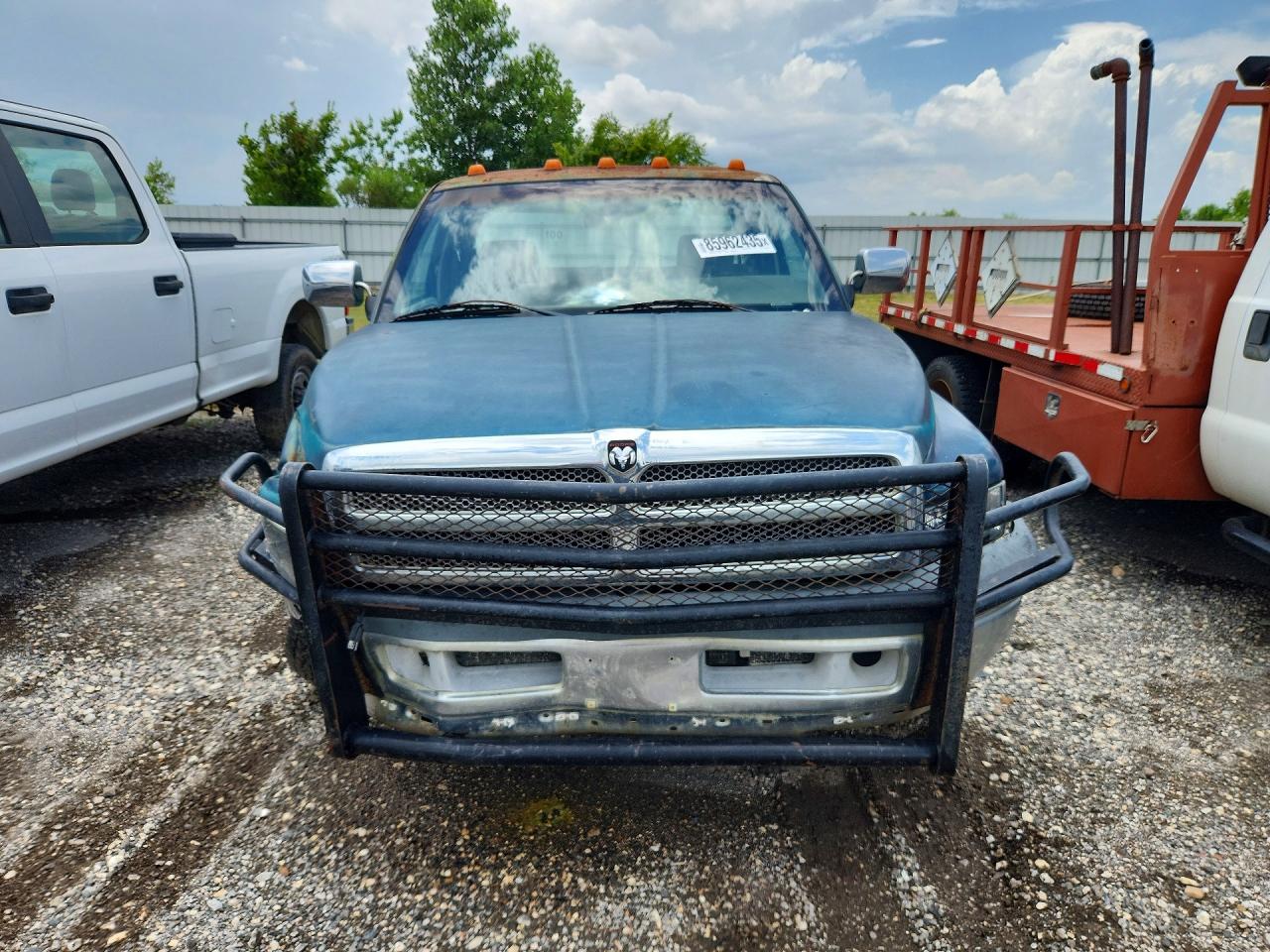 1997 Dodge Ram 3500 Green vin: 3B7MC33DXVM589927