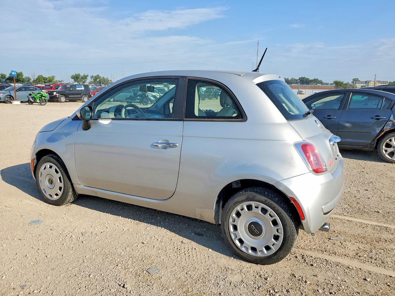 2012 Fiat 500 Pop Silver vin: 3C3CFFAR0CT347870