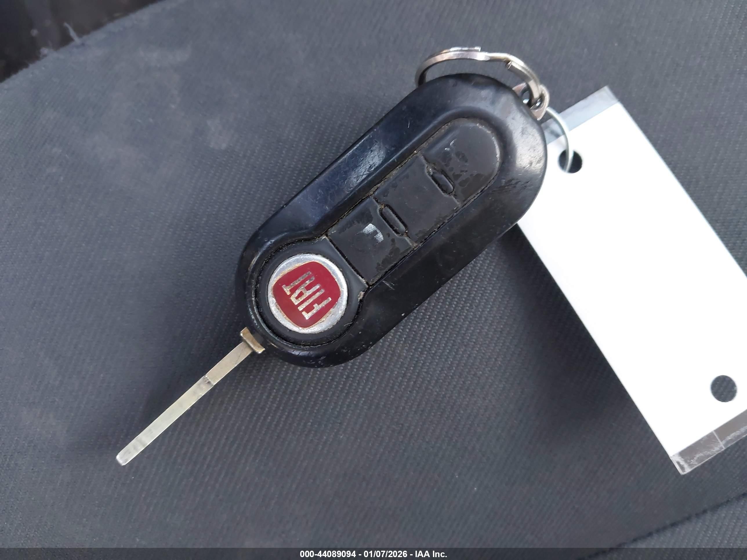 2013 Fiat 500 Pop Blue vin: 3C3CFFAR0DT575336