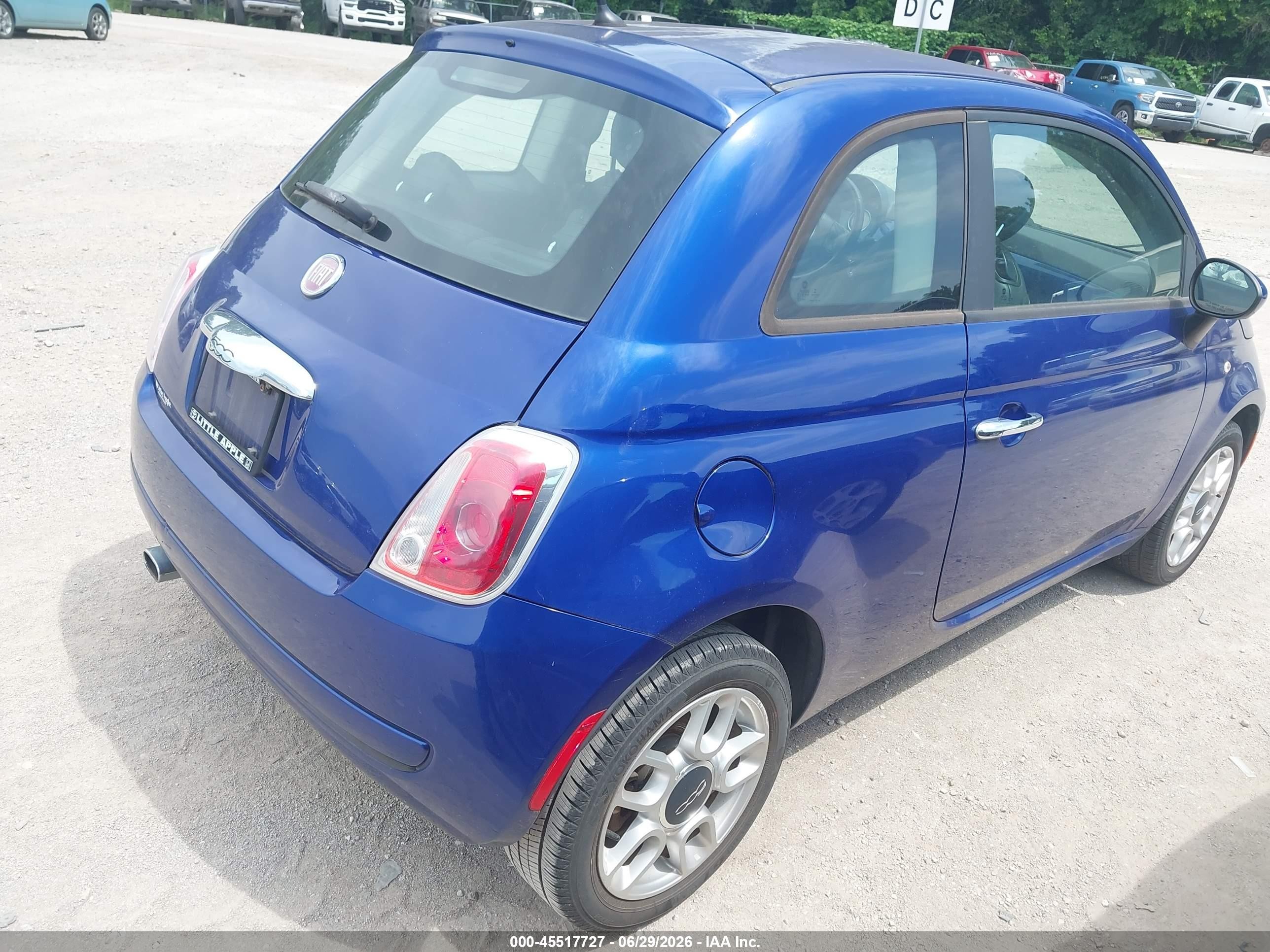 2013 Fiat 500 Pop Blue vin: 3C3CFFAR1DT570551