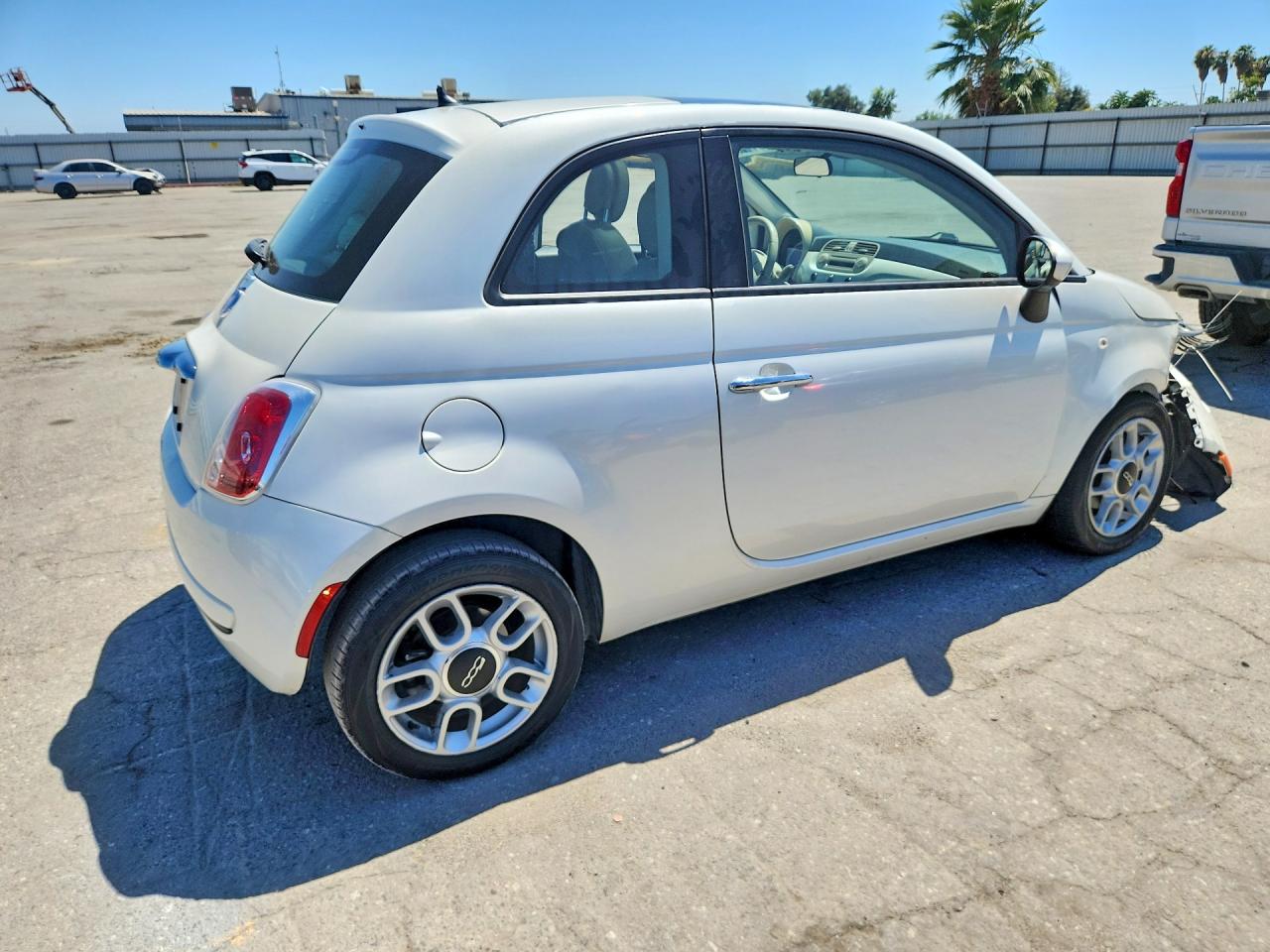 2014 Fiat 500 Pop White vin: 3C3CFFAR2ET262760