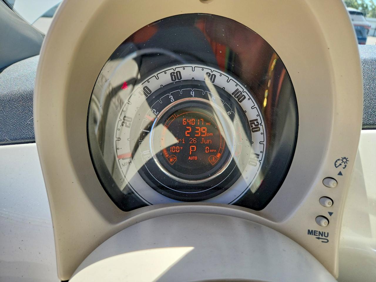 2014 Fiat 500 Pop White vin: 3C3CFFAR2ET262760