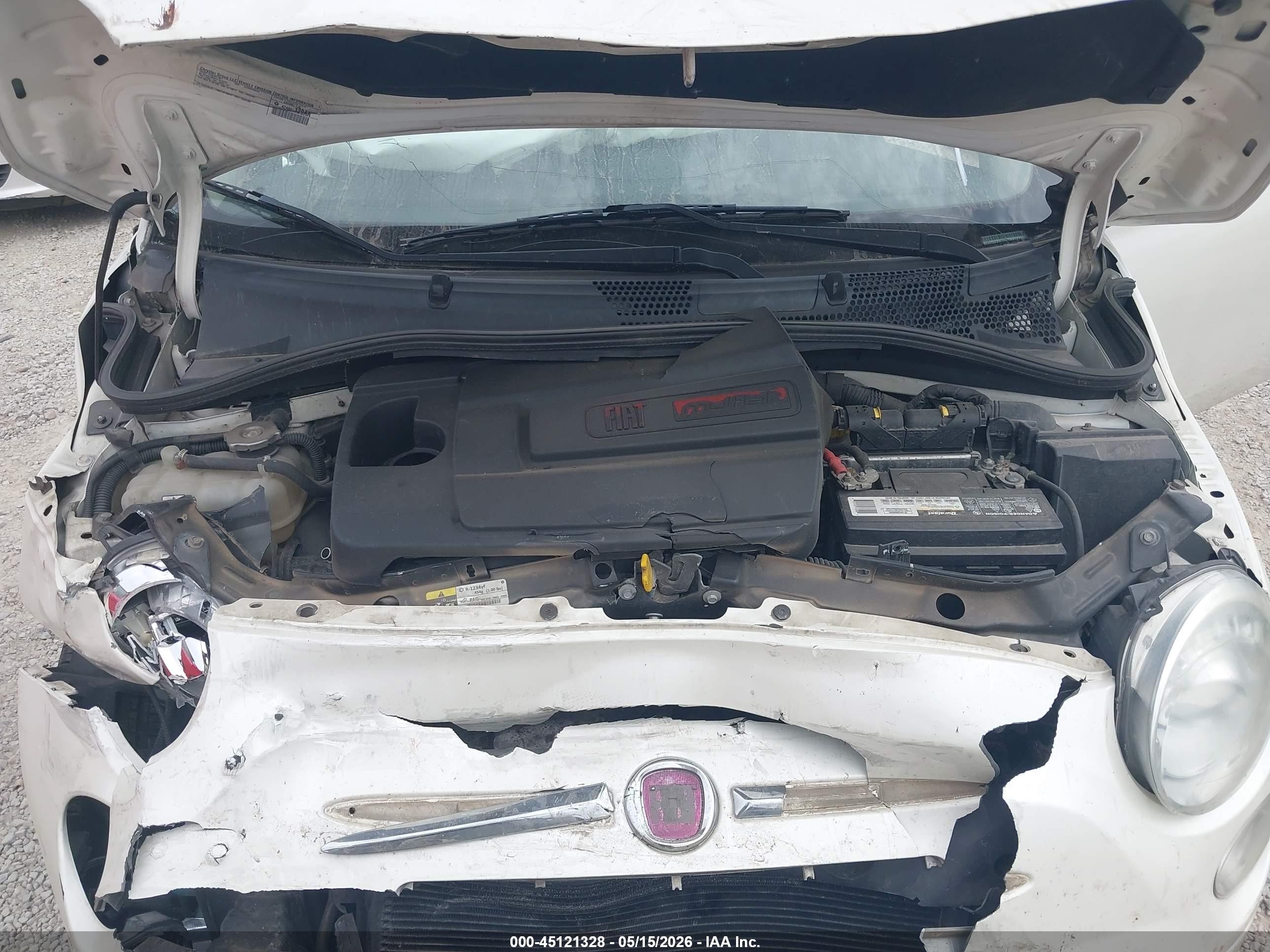 2015 Fiat 500 Pop White vin: 3C3CFFAR2FT514041