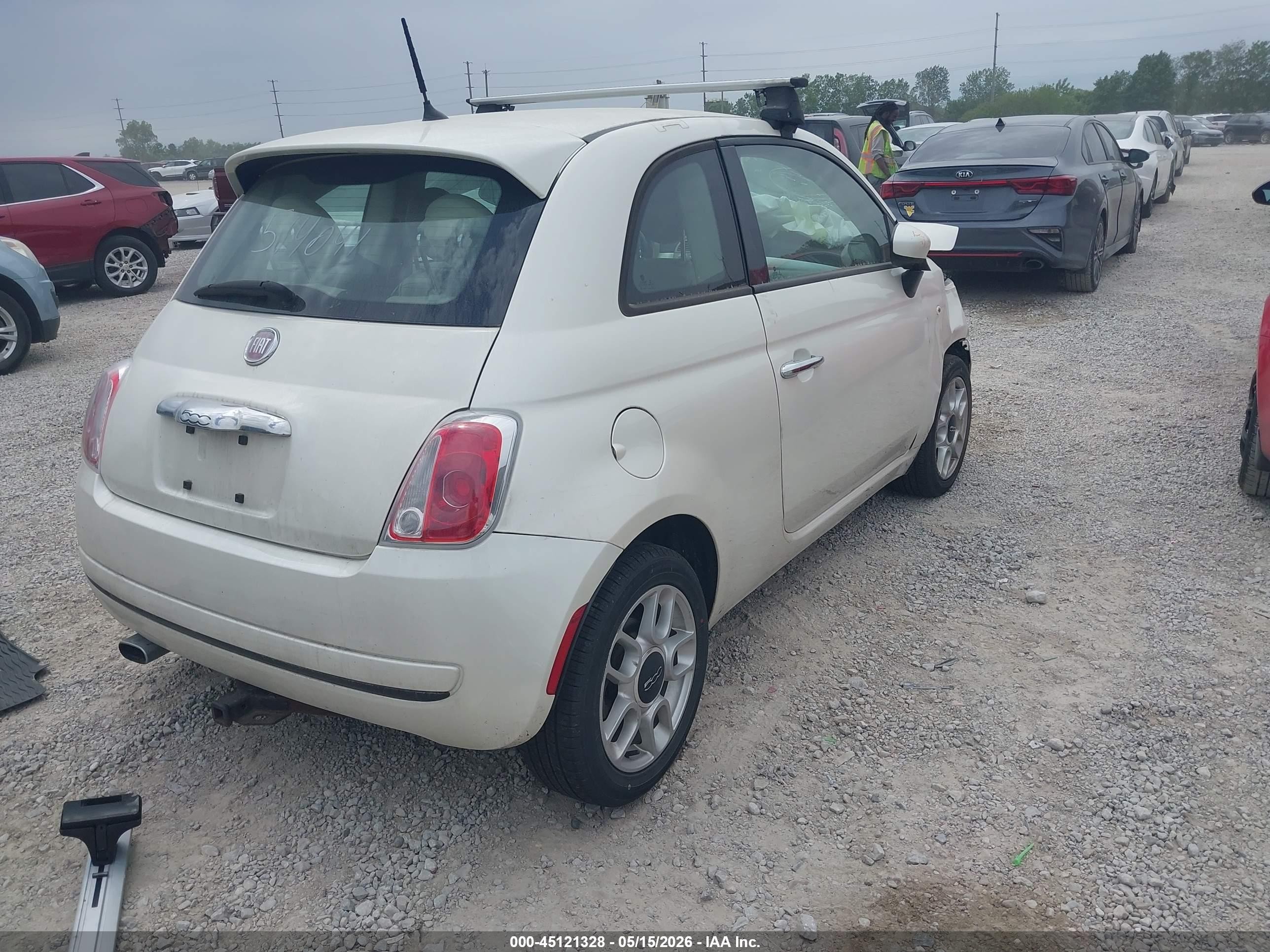 2015 Fiat 500 Pop White vin: 3C3CFFAR2FT514041