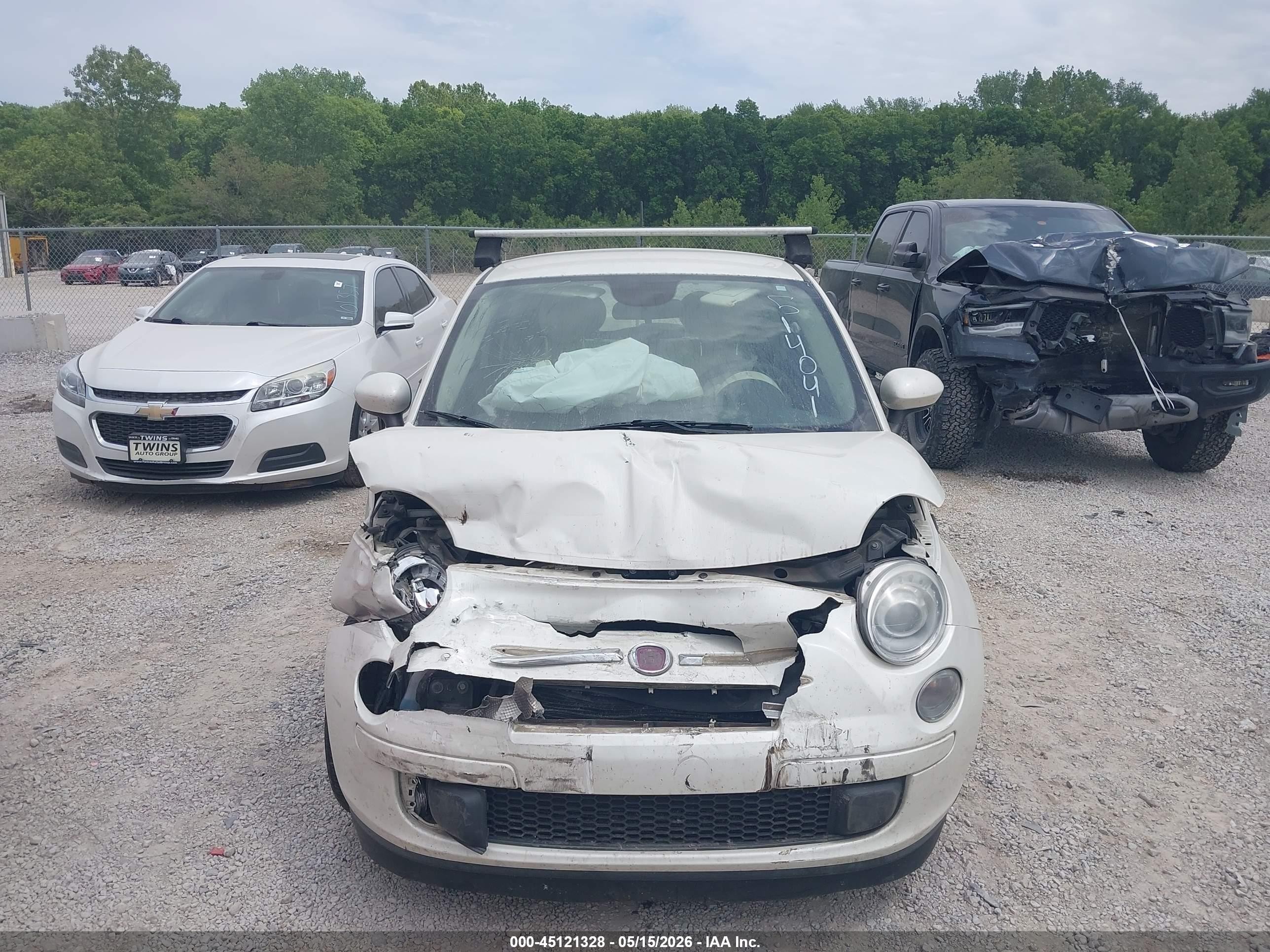 2015 Fiat 500 Pop White vin: 3C3CFFAR2FT514041