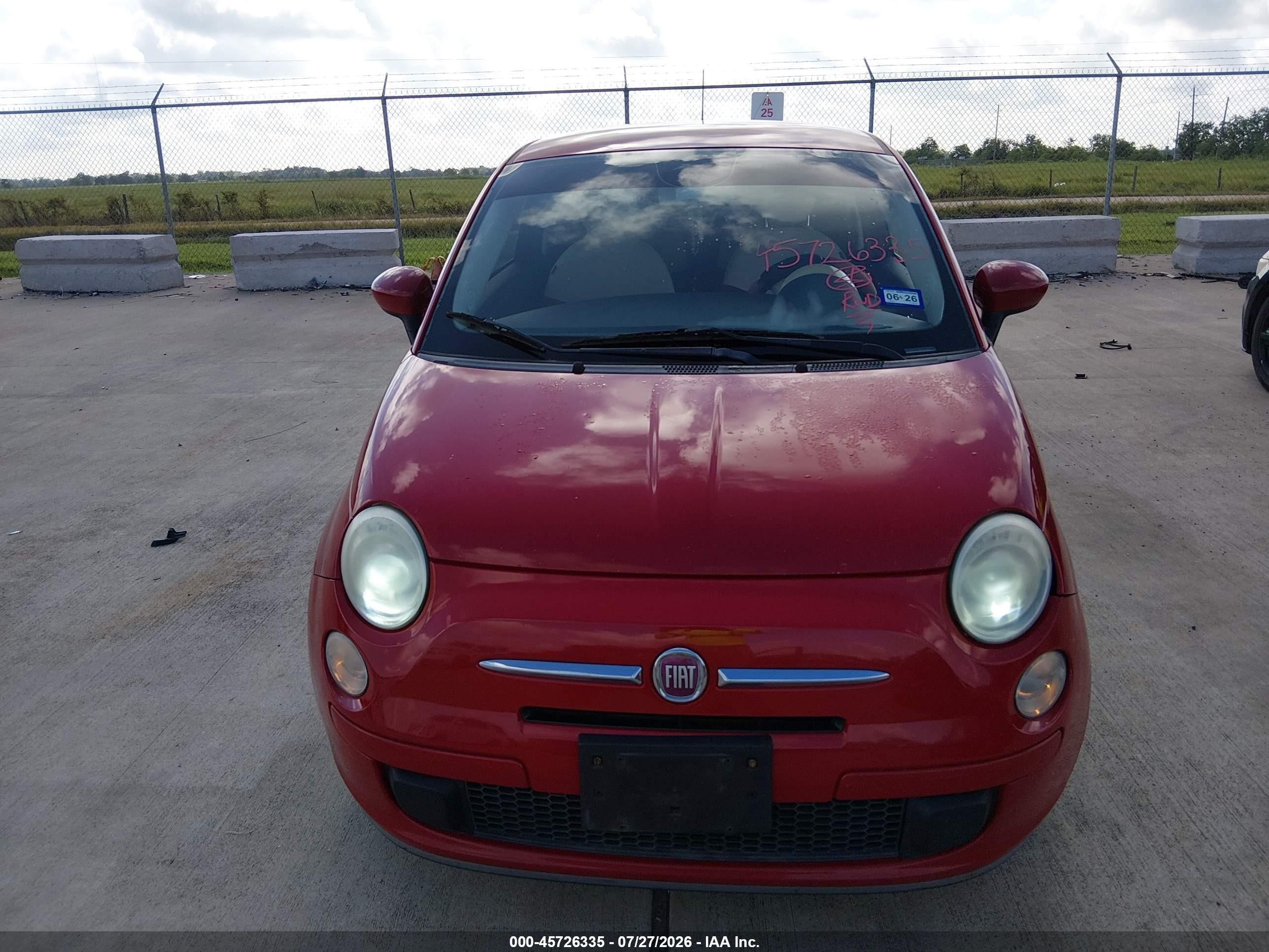 2013 Fiat 500 Pop Red vin: 3C3CFFAR3DT686401
