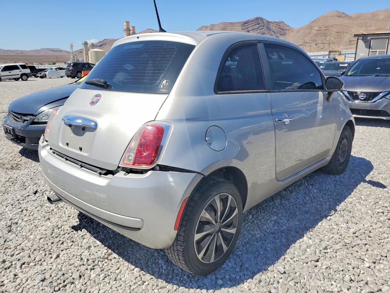 2013 Fiat 500 Pop Silver vin: 3C3CFFAR3DT686527
