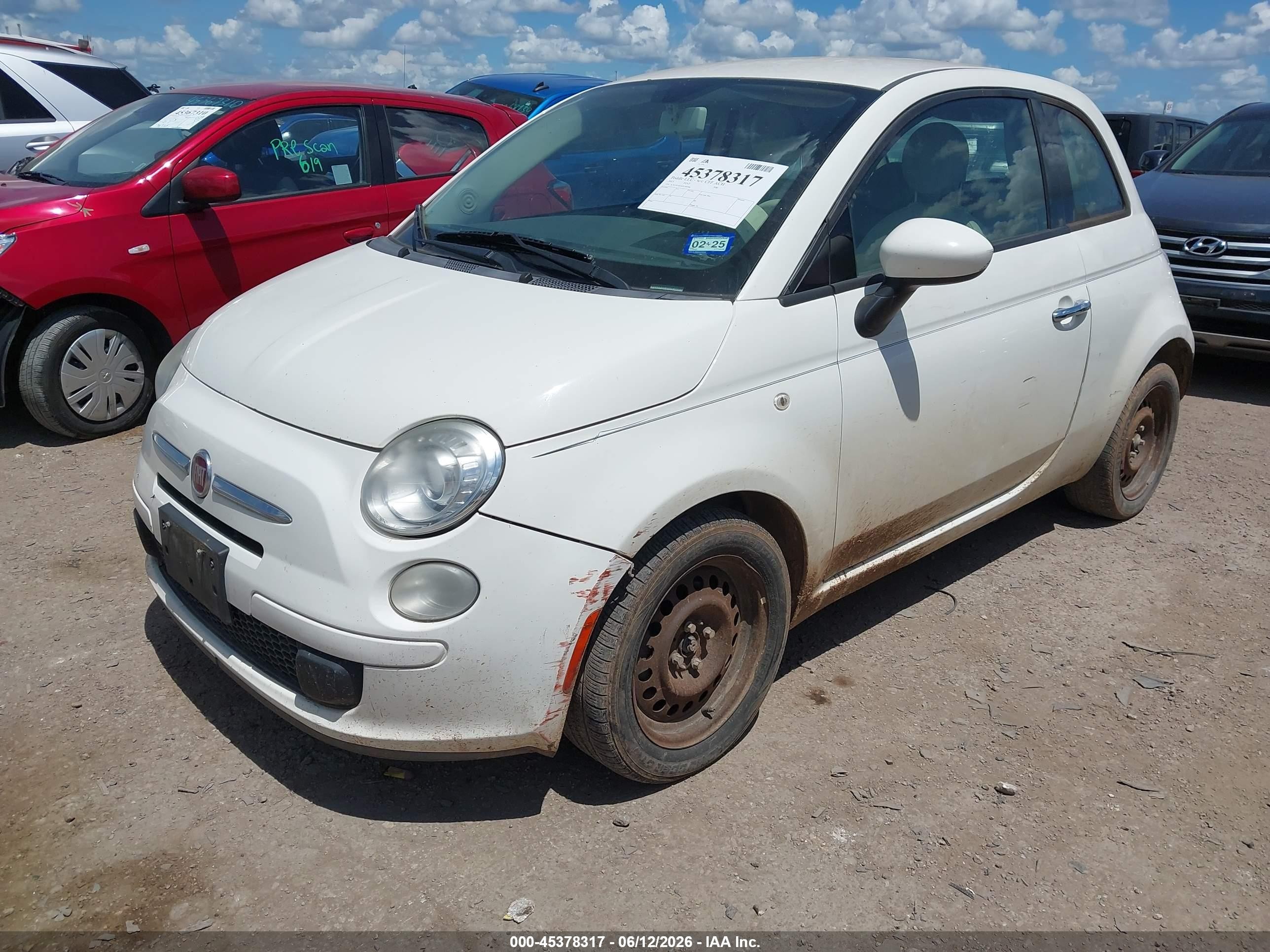 2013 Fiat 500 Pop White vin: 3C3CFFAR3DT749366