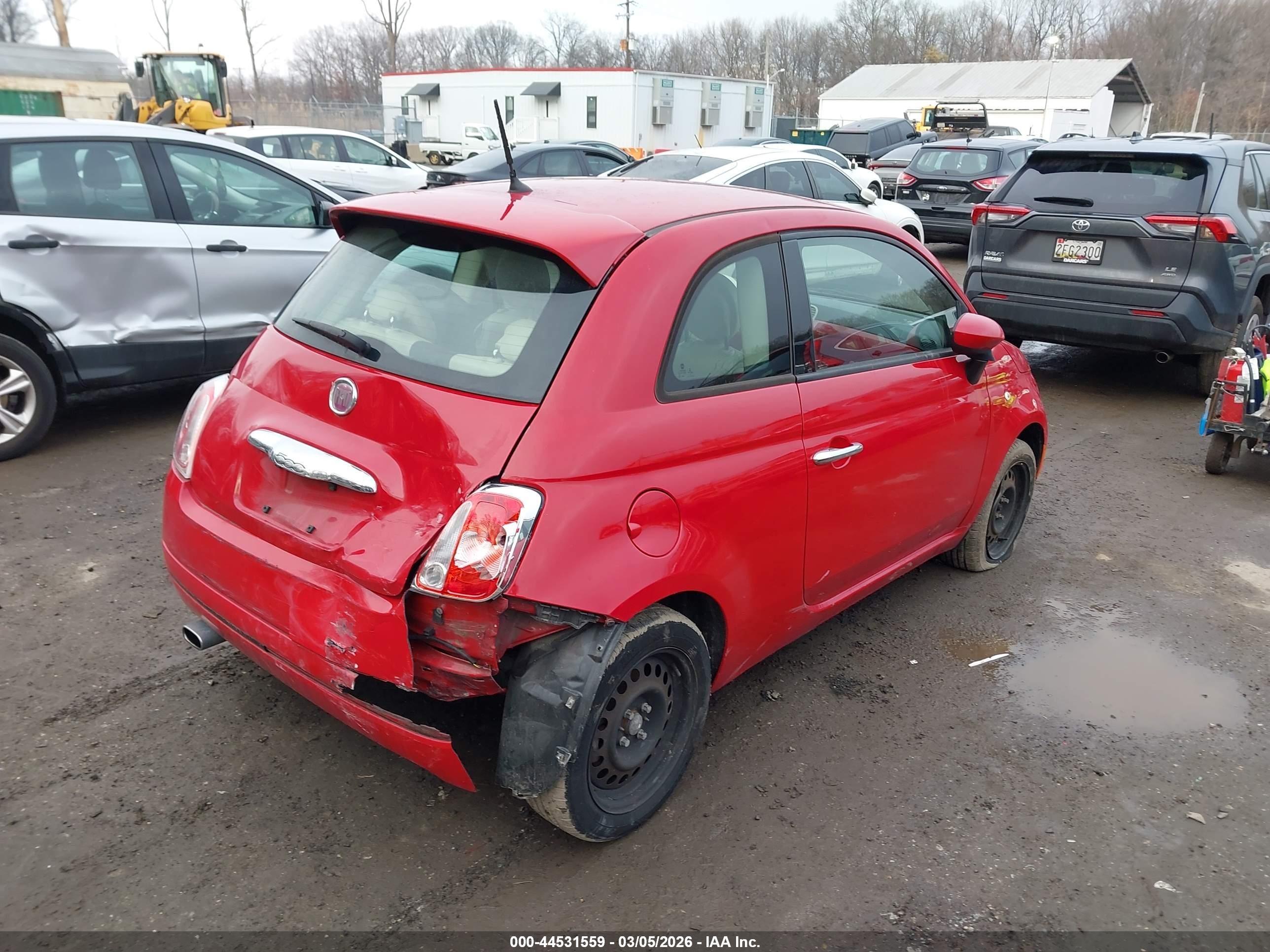 2015 Fiat 500 Pop Red vin: 3C3CFFAR3FT501394
