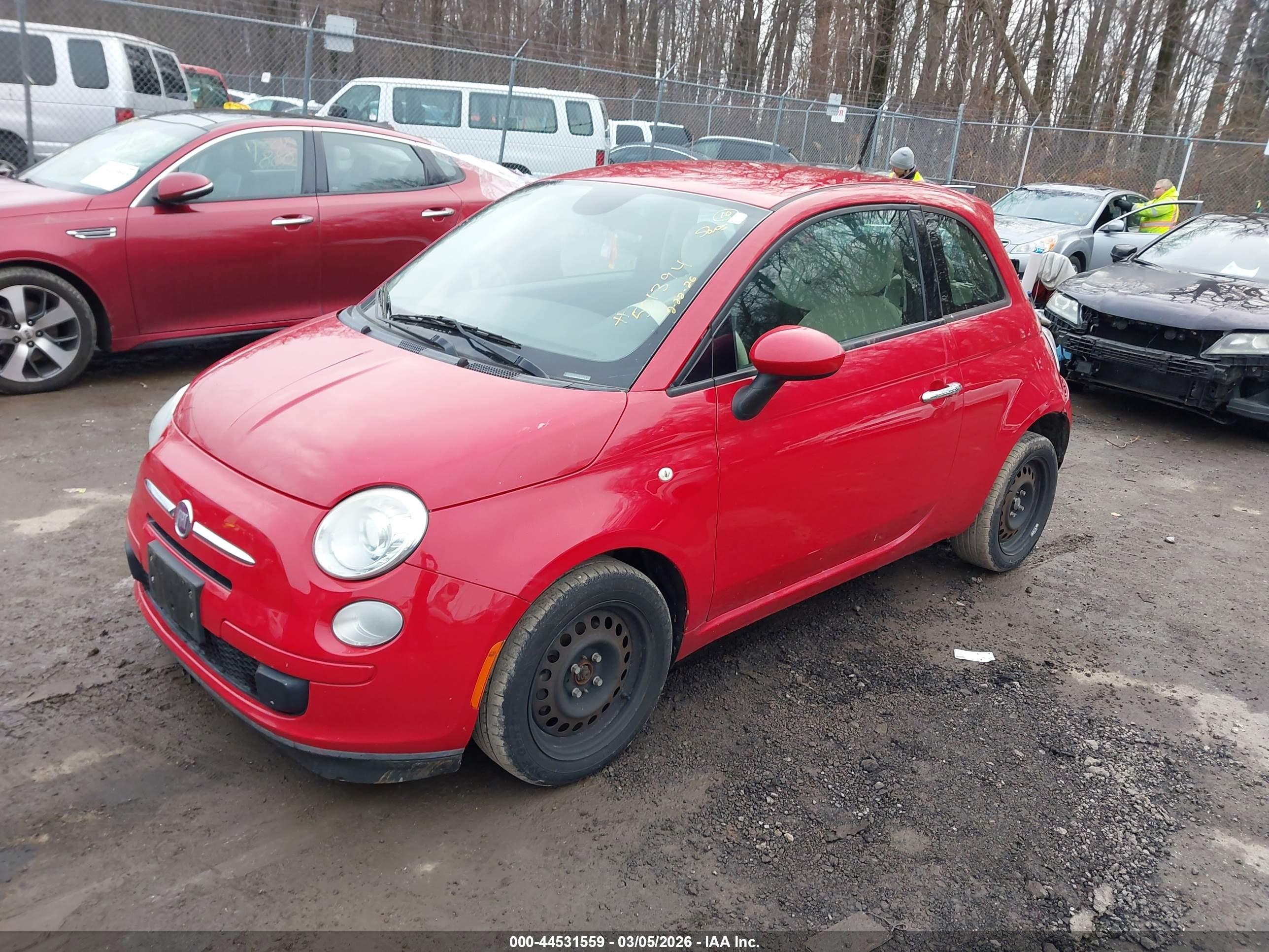2015 Fiat 500 Pop Red vin: 3C3CFFAR3FT501394