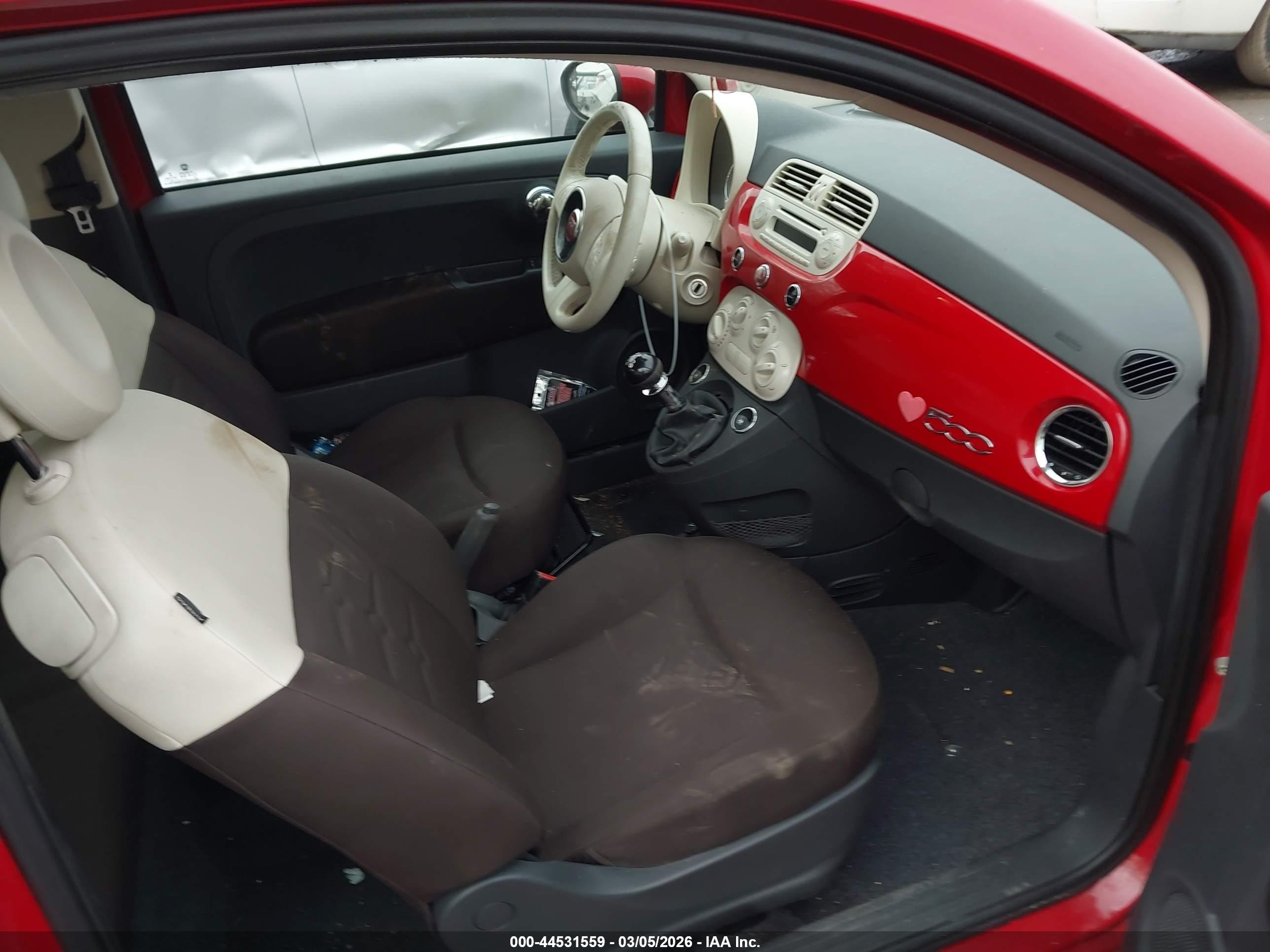 2015 Fiat 500 Pop Red vin: 3C3CFFAR3FT501394