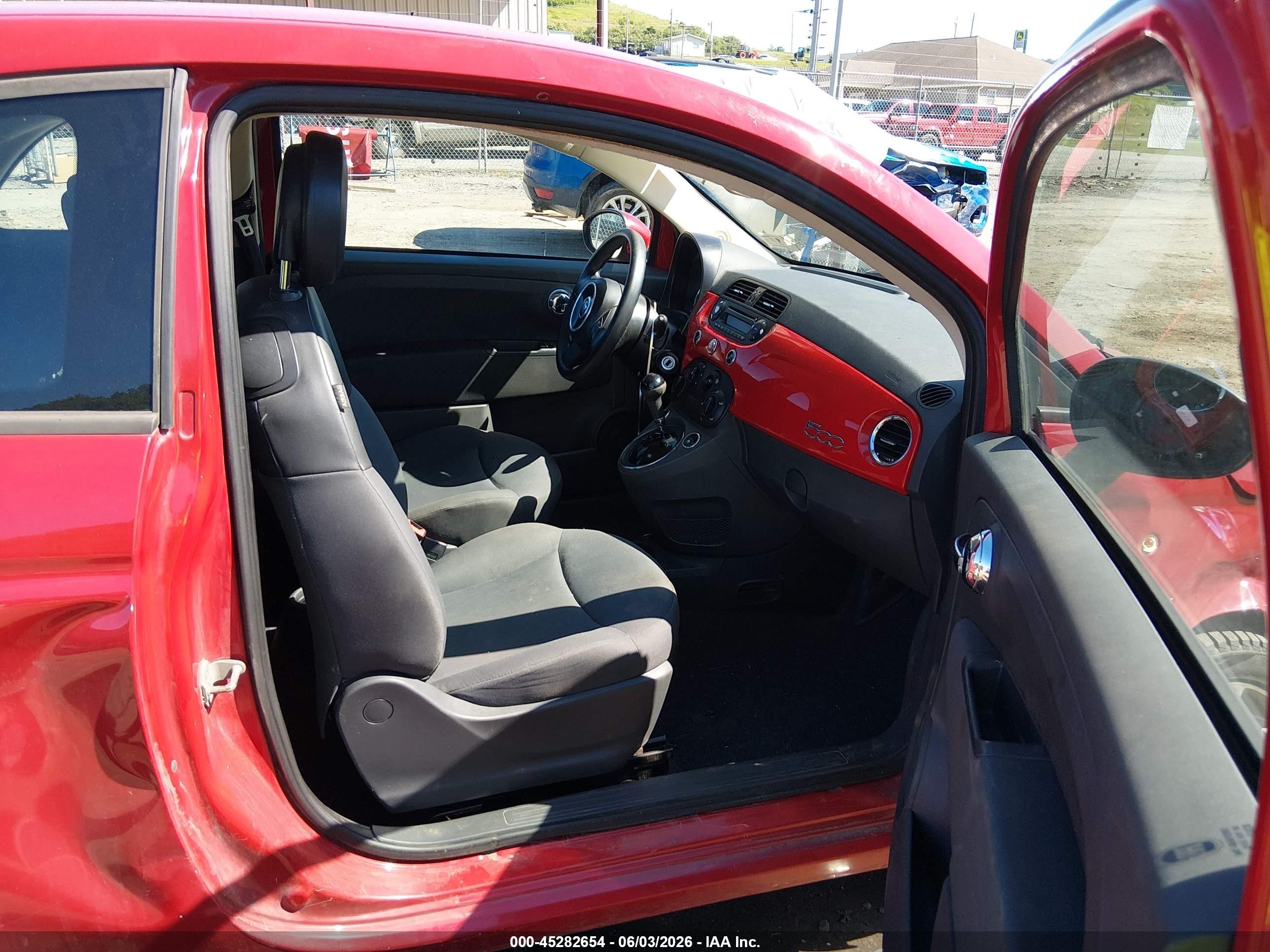 2012 Fiat 500 Pop Red vin: 3C3CFFAR4CT125137