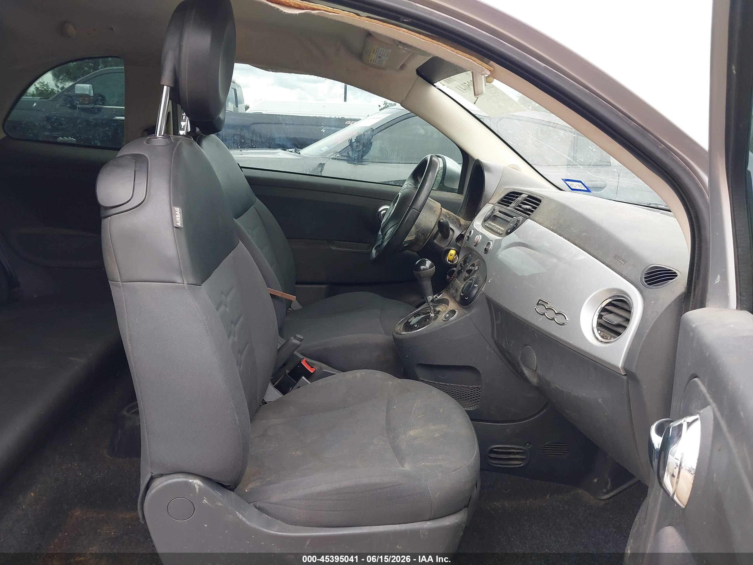 2012 Fiat 500 Pop Silver vin: 3C3CFFAR4CT343790