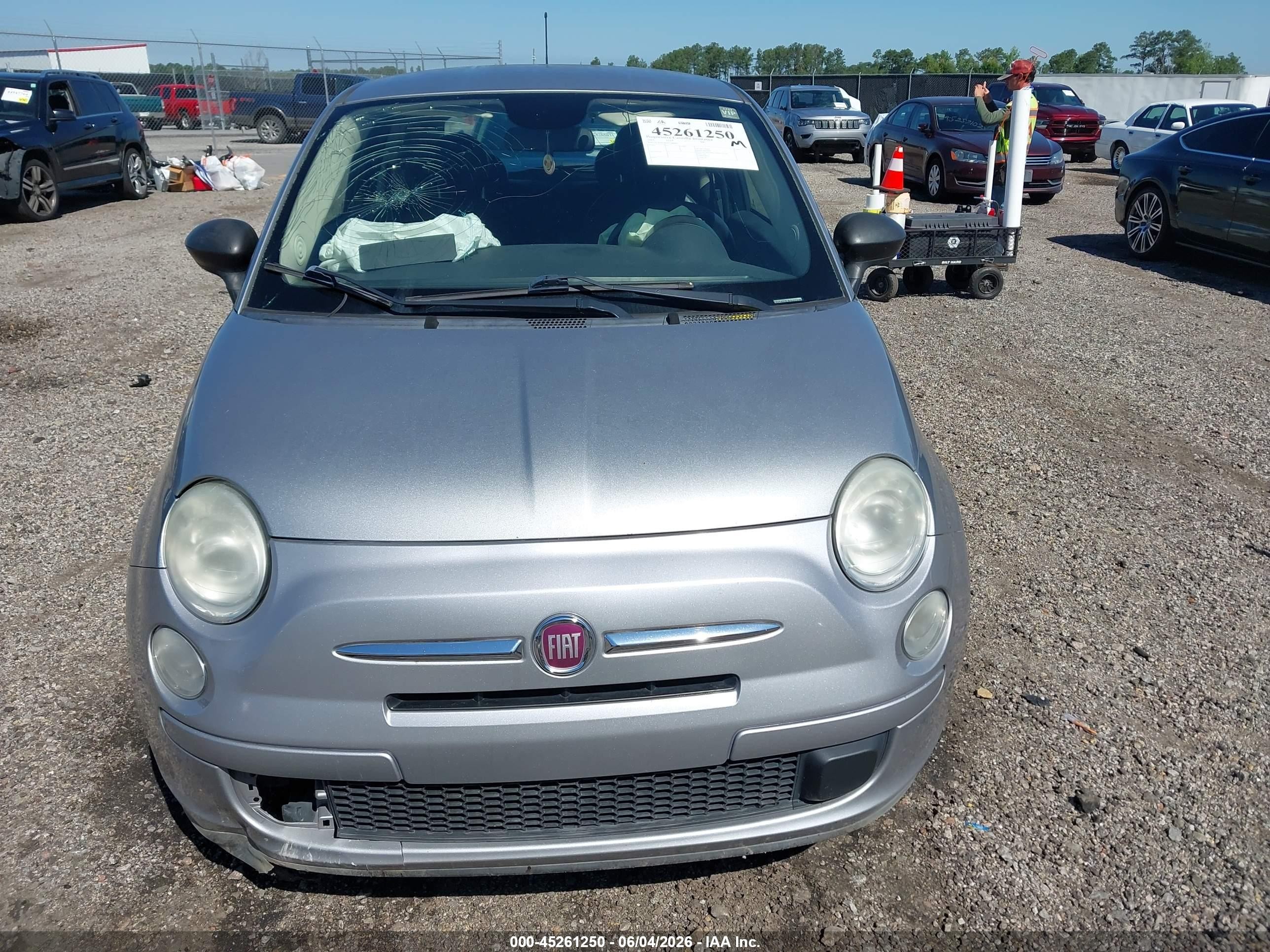 2015 Fiat 500 Pop Silver vin: 3C3CFFAR4FT586049