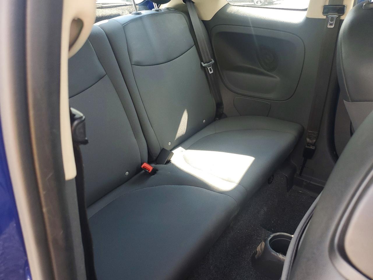 2013 Fiat 500 Pop Blue vin: 3C3CFFAR5DT739907