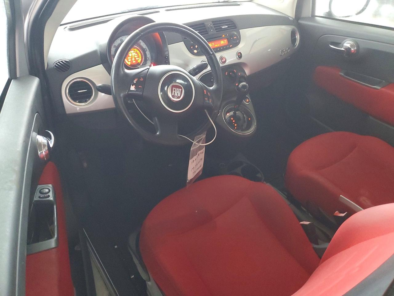 2014 Fiat 500 Silver vin: 3C3CFFAR5ET241496