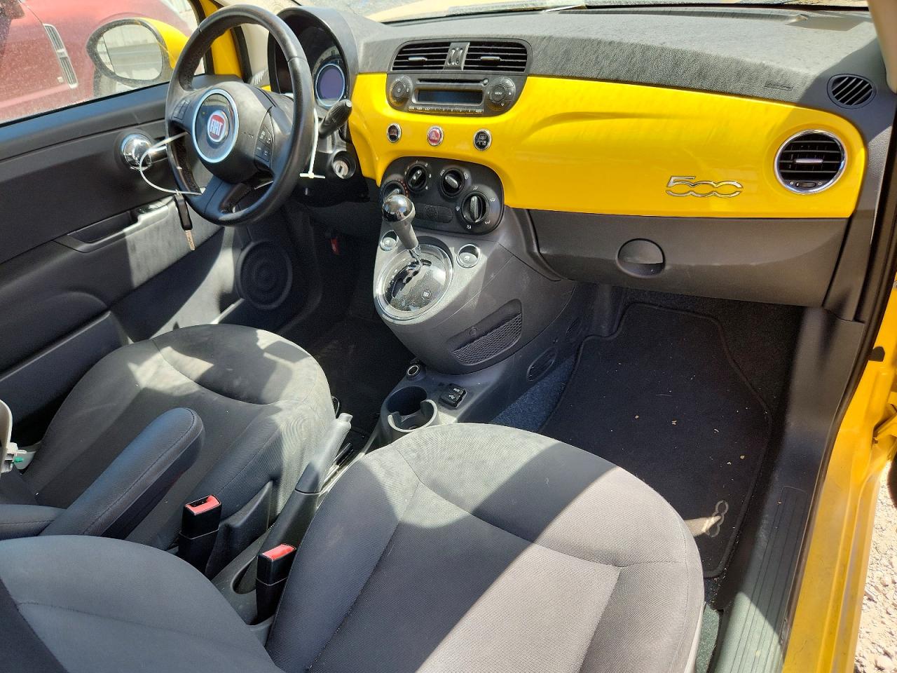 2015 Fiat 500 Pop Yellow vin: 3C3CFFAR5FT653192