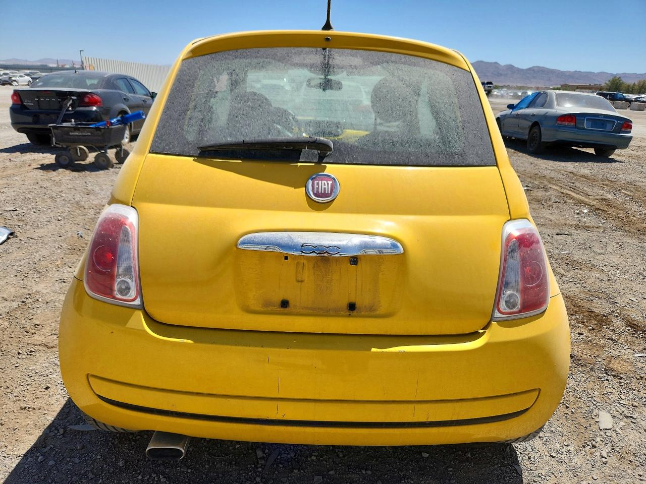 2015 Fiat 500 Pop Yellow vin: 3C3CFFAR5FT653192