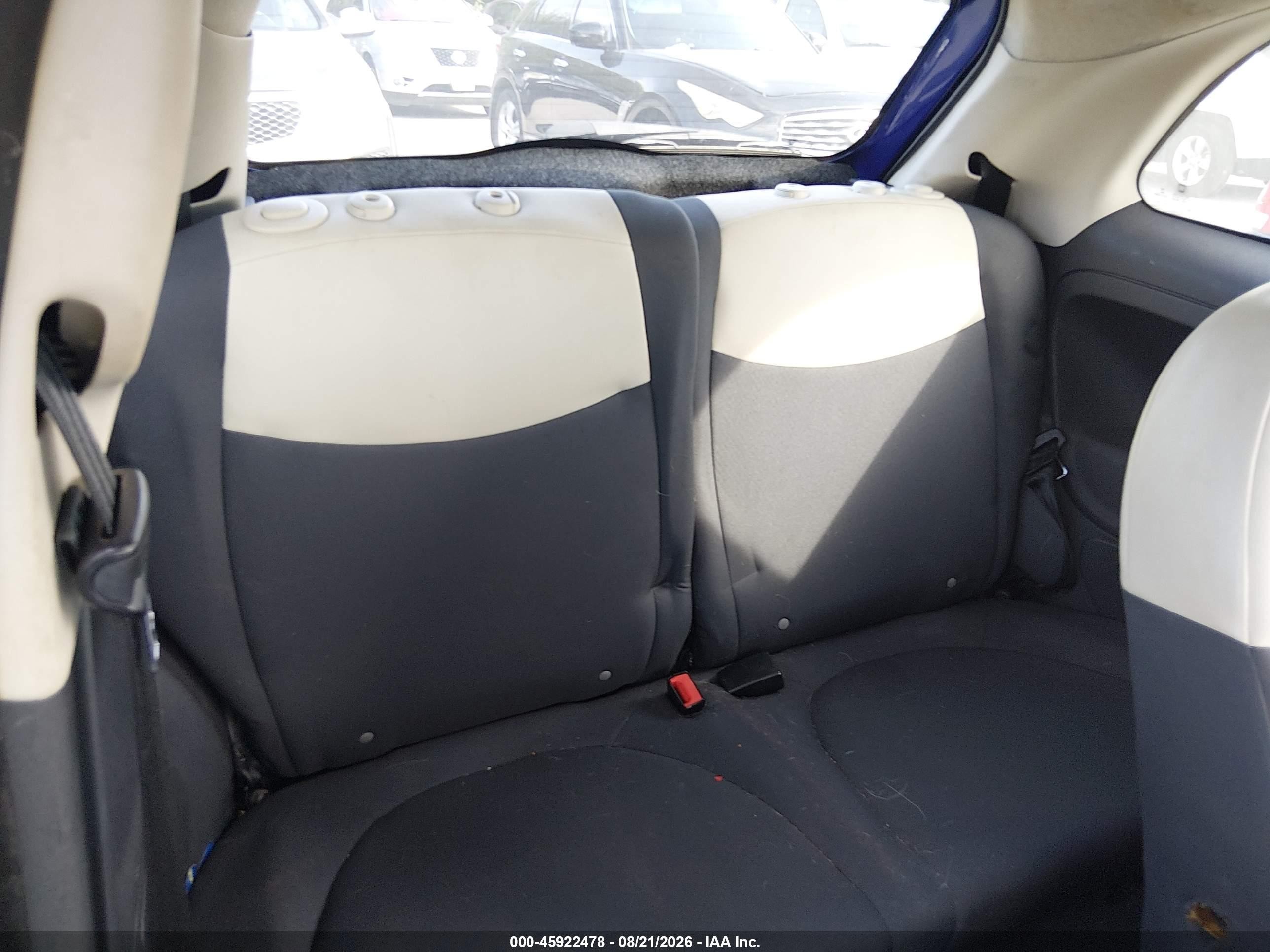 2014 Fiat 500 Pop Blue vin: 3C3CFFAR6ET218955