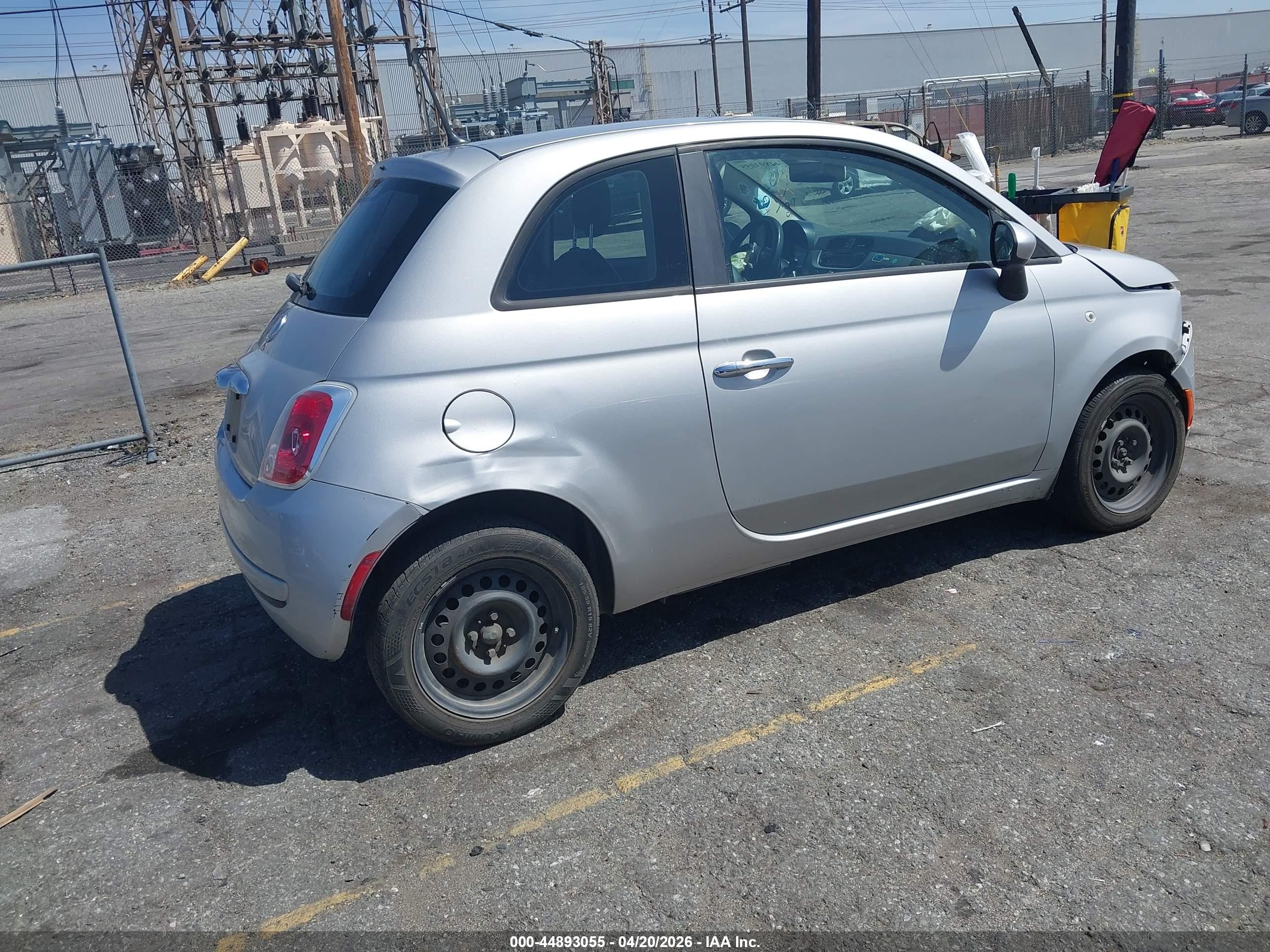 2013 Fiat 500 Pop Silver vin: 3C3CFFAR8DT552421