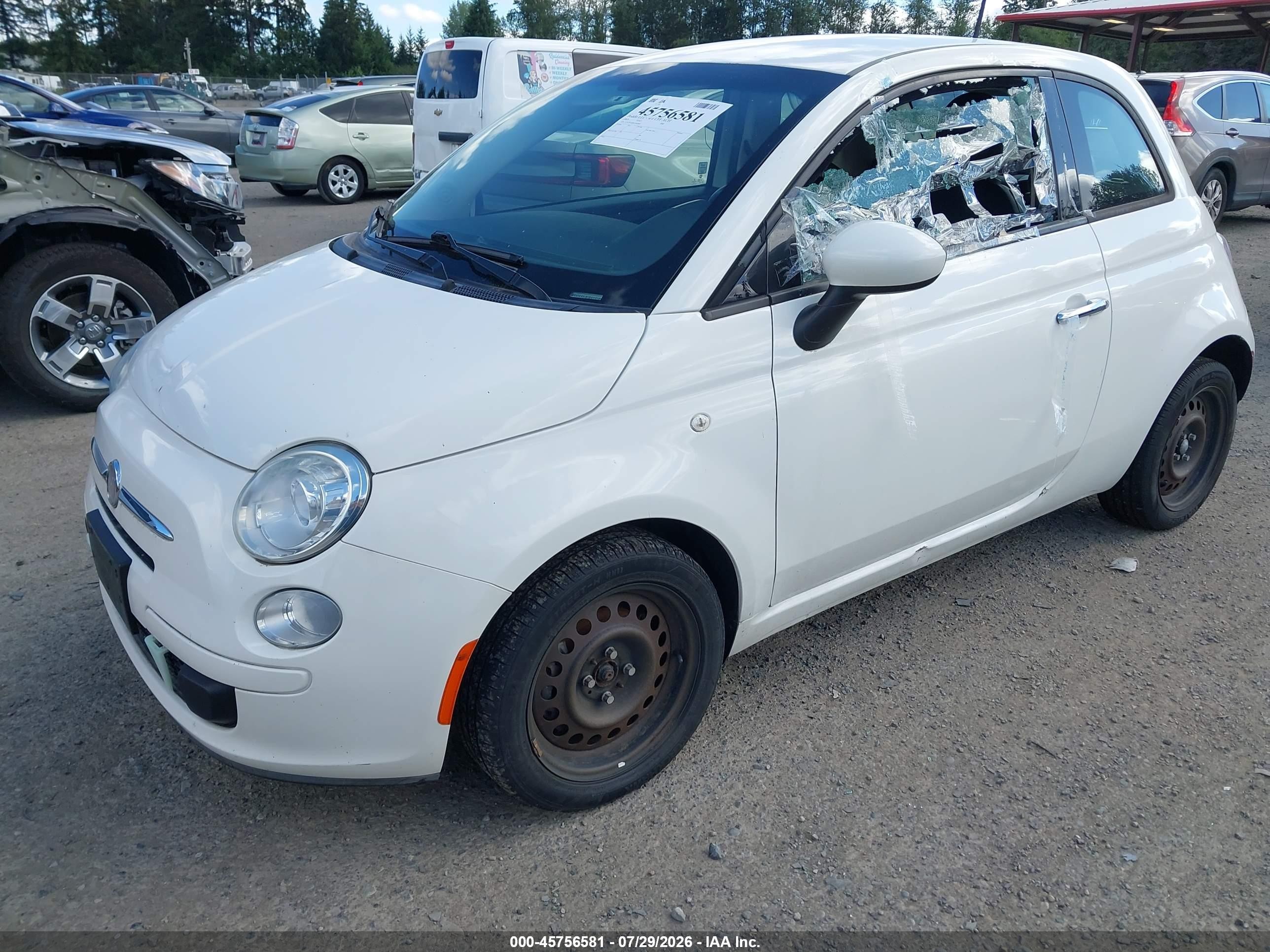 2015 Fiat 500 Pop White vin: 3C3CFFAR8FT502069