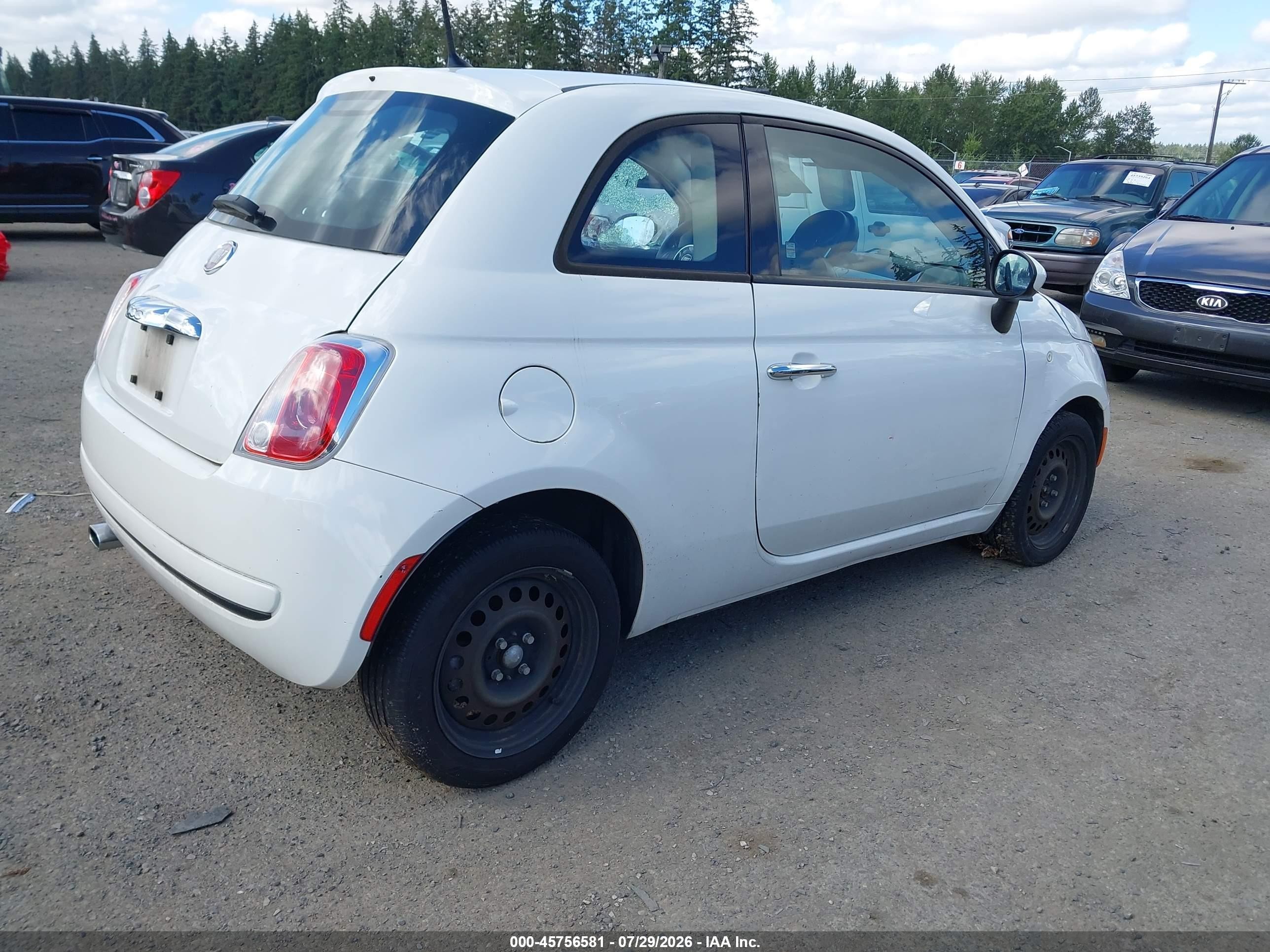 2015 Fiat 500 Pop White vin: 3C3CFFAR8FT502069