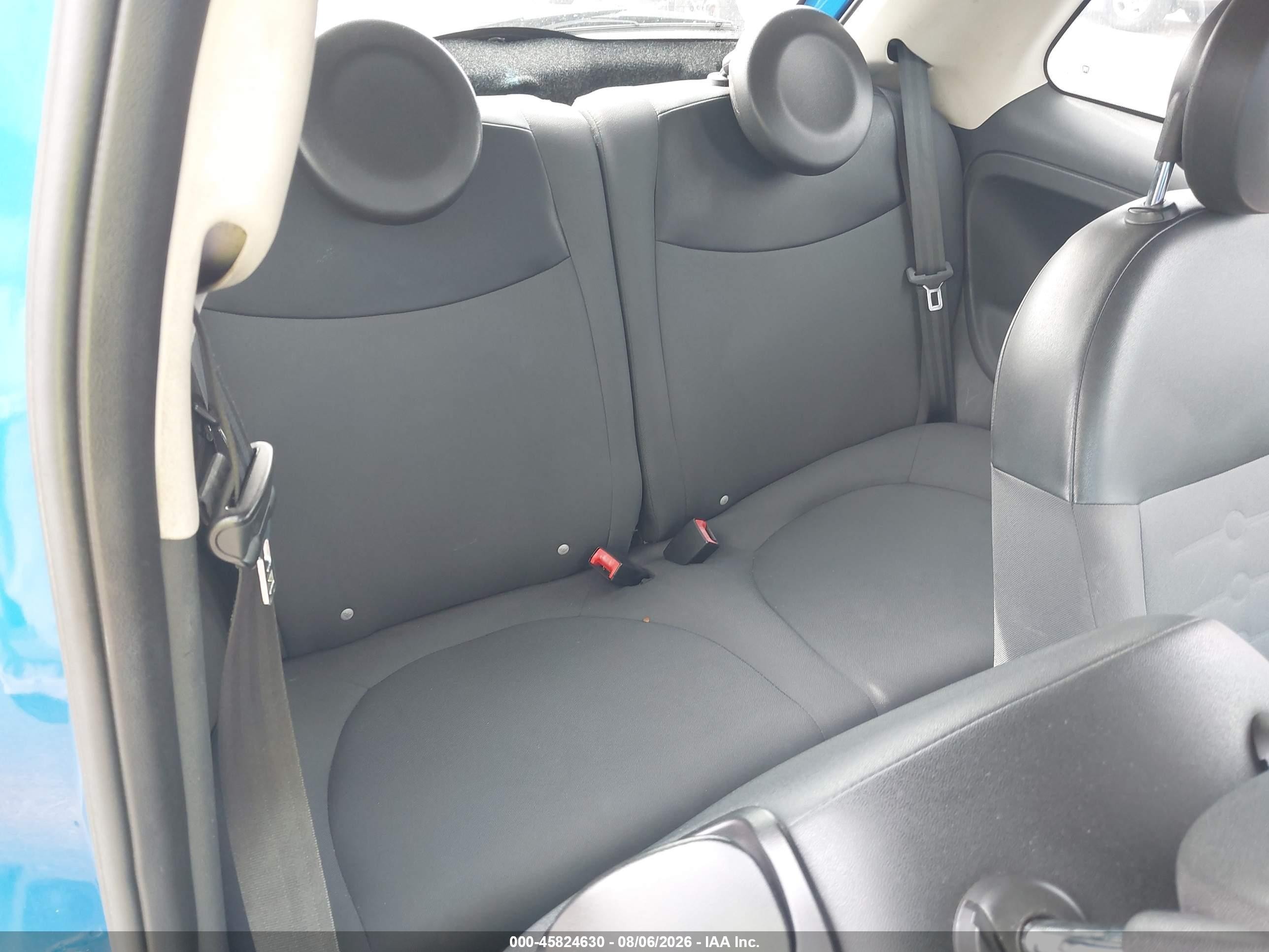 2015 Fiat 500 Pop Blue vin: 3C3CFFAR8FT558531