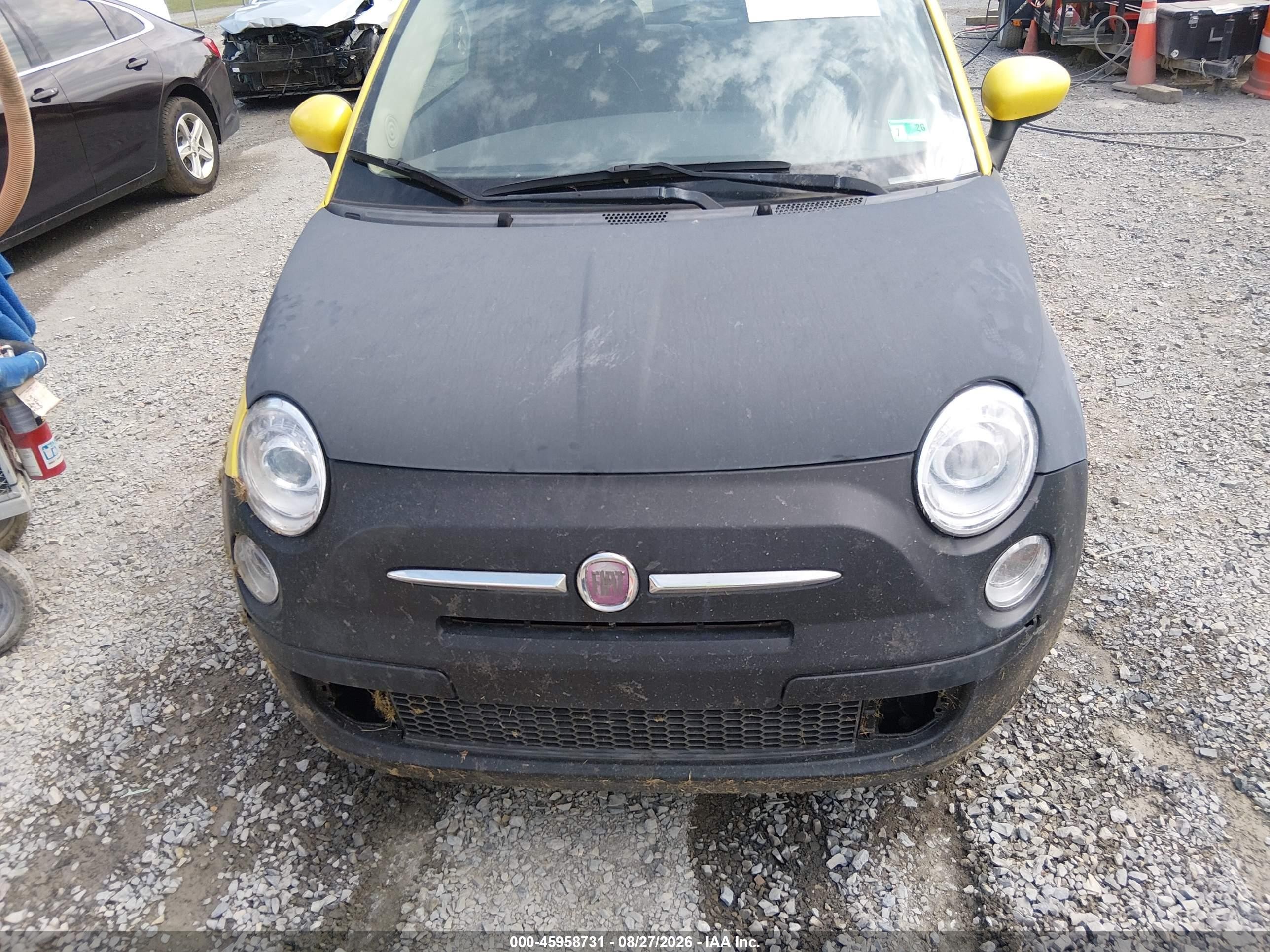 2015 Fiat 500 Pop Yellow vin: 3C3CFFAR8FT560604