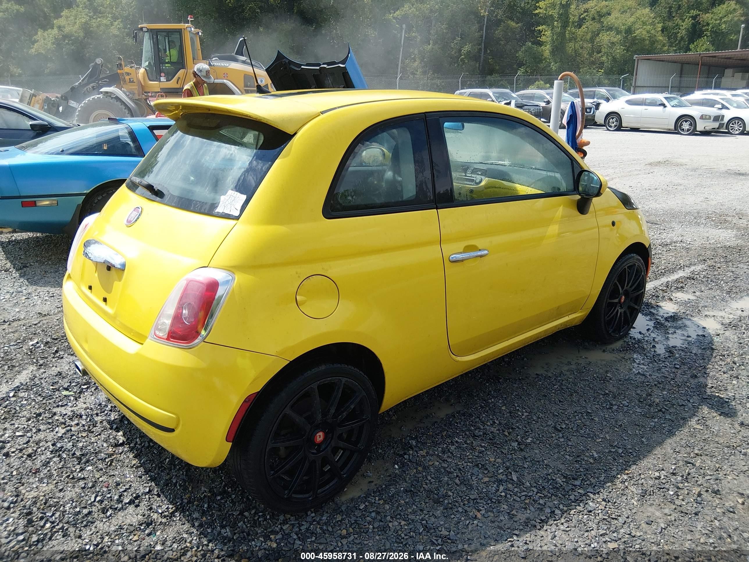 2015 Fiat 500 Pop Yellow vin: 3C3CFFAR8FT560604