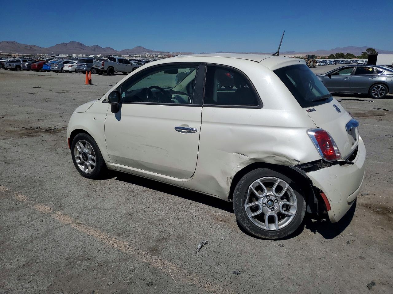 2012 Fiat 500 Pop White vin: 3C3CFFAR9CT349018