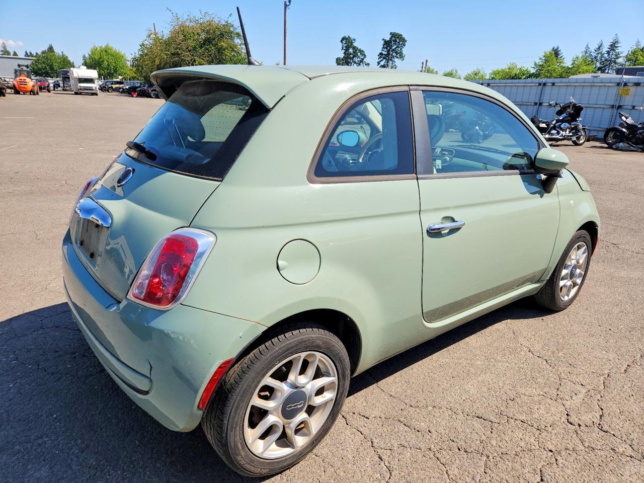 2013 Fiat 500 Green vin: 3C3CFFAR9DT512977