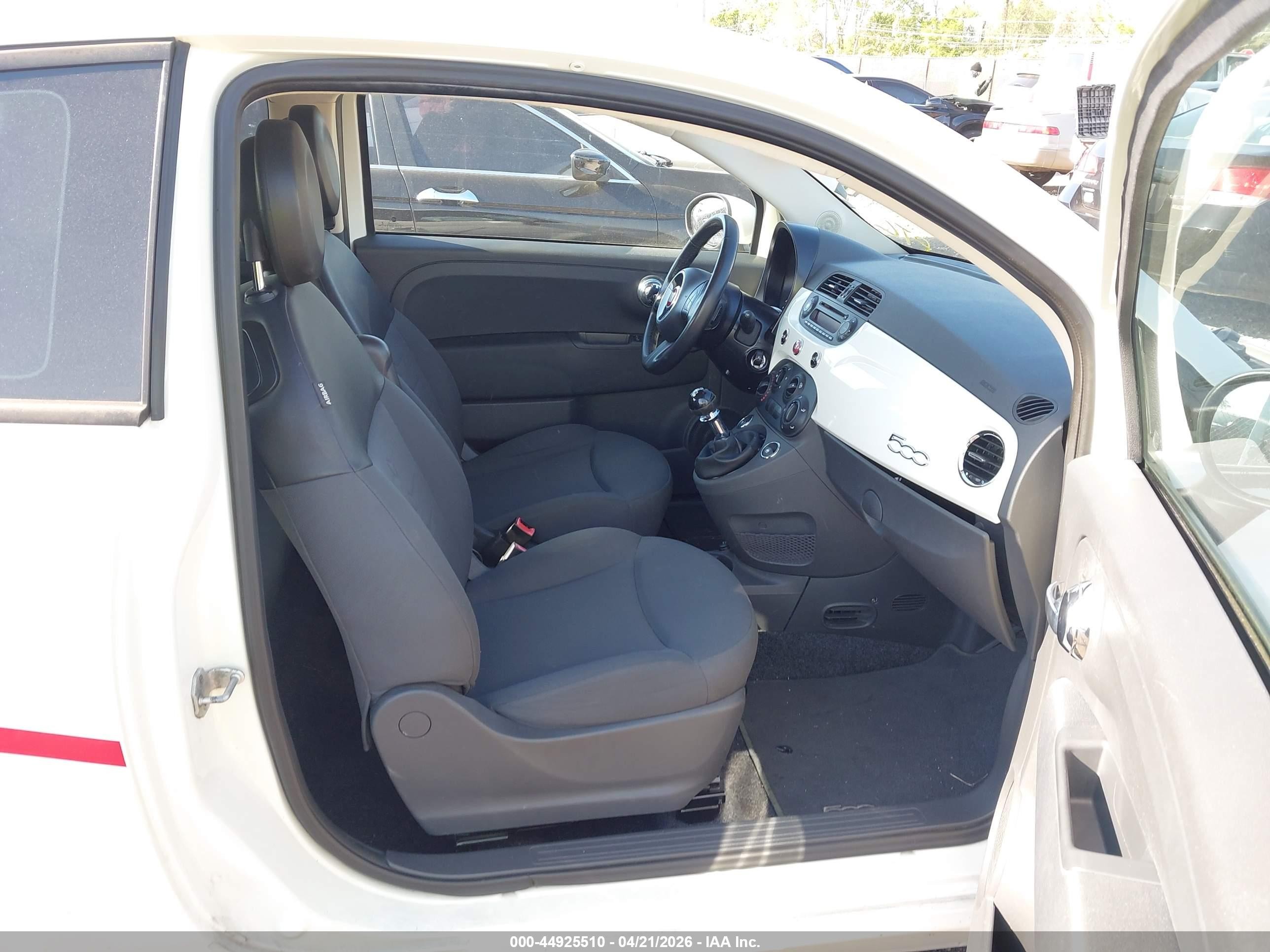 2013 Fiat 500 Pop Белый vin: 3C3CFFAR9DT528743