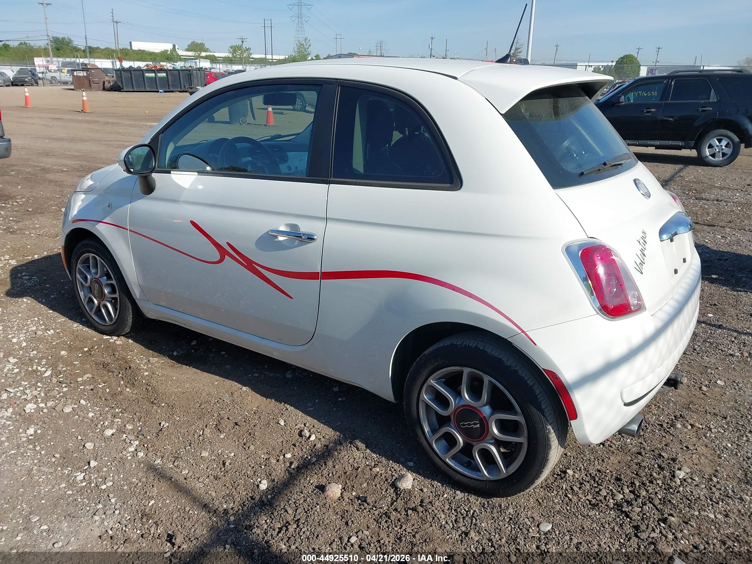 2013 Fiat 500 Pop Белый vin: 3C3CFFAR9DT528743