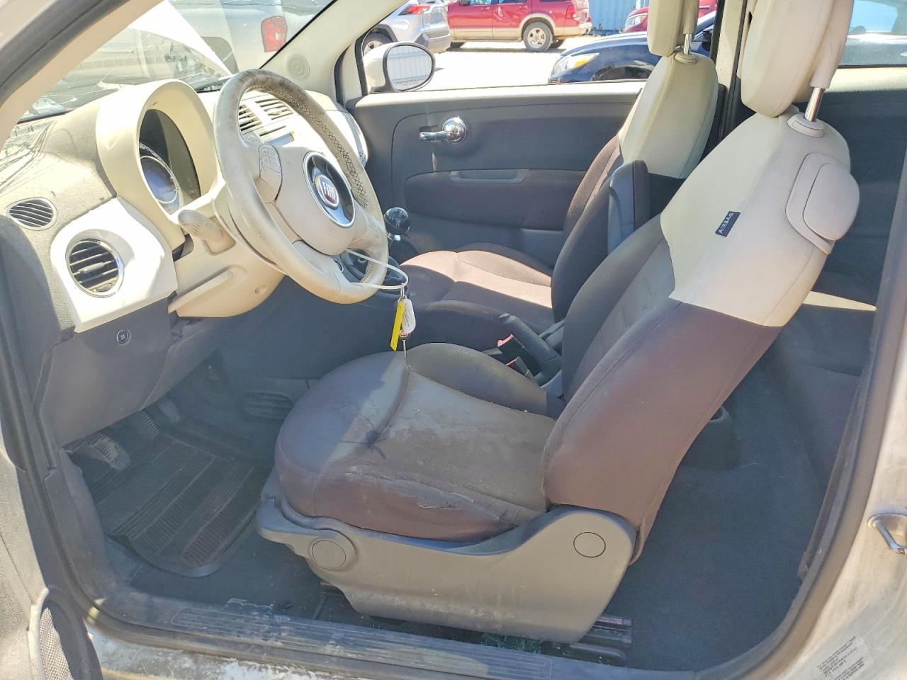 2013 Fiat 500 Pop White vin: 3C3CFFAR9DT745483