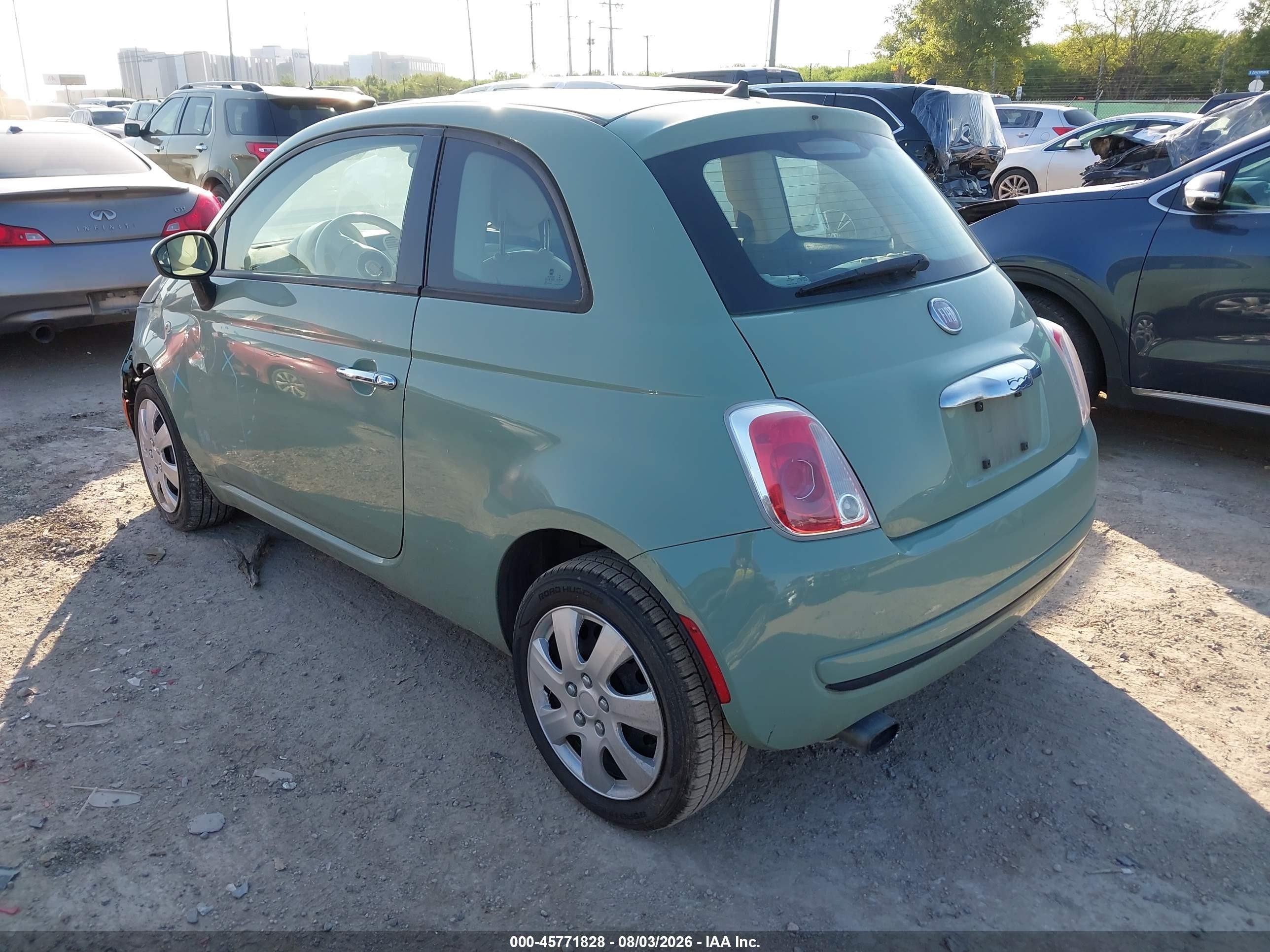 2014 Fiat 500 Pop Green vin: 3C3CFFAR9ET262688