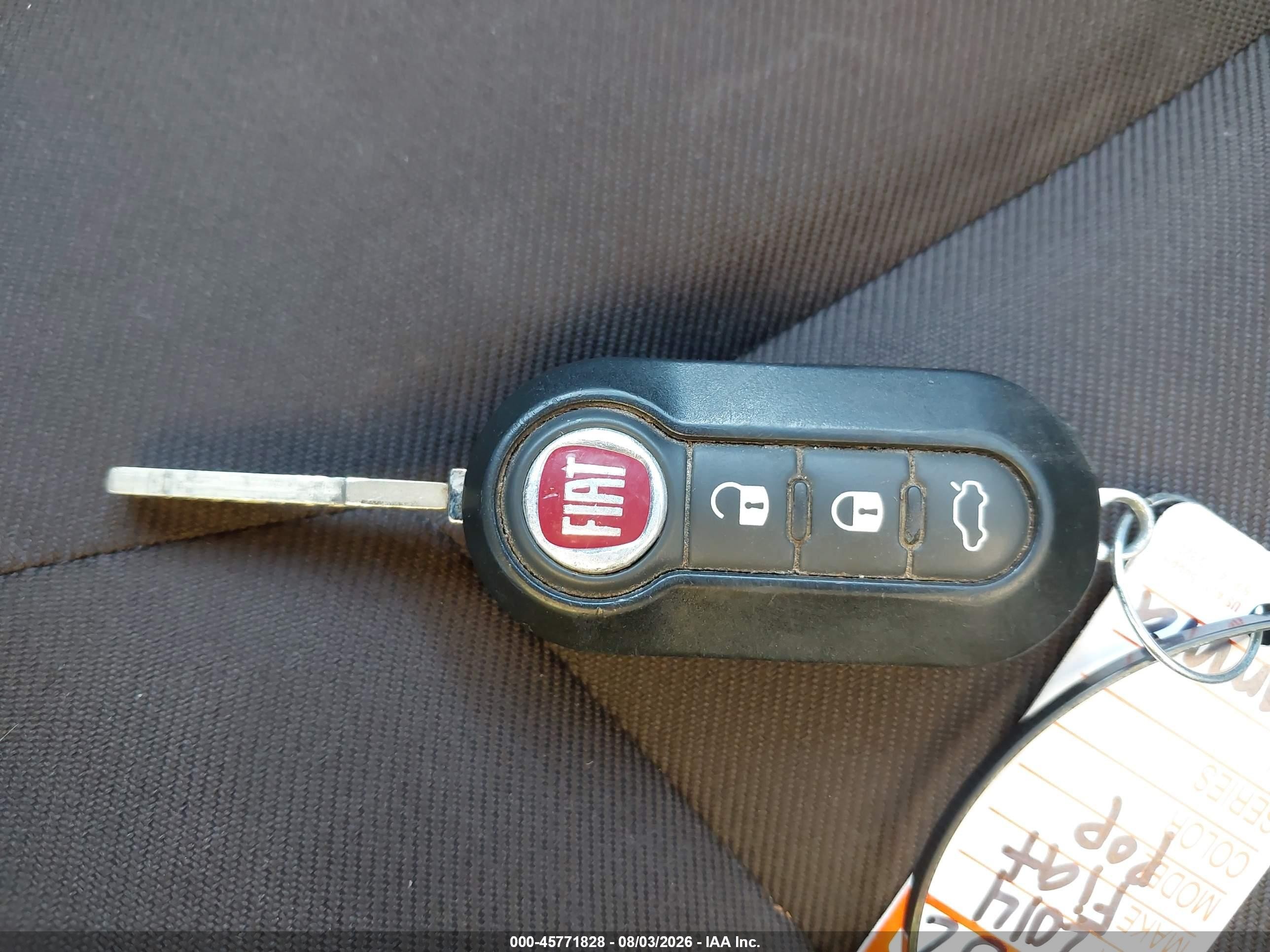 2014 Fiat 500 Pop Green vin: 3C3CFFAR9ET262688