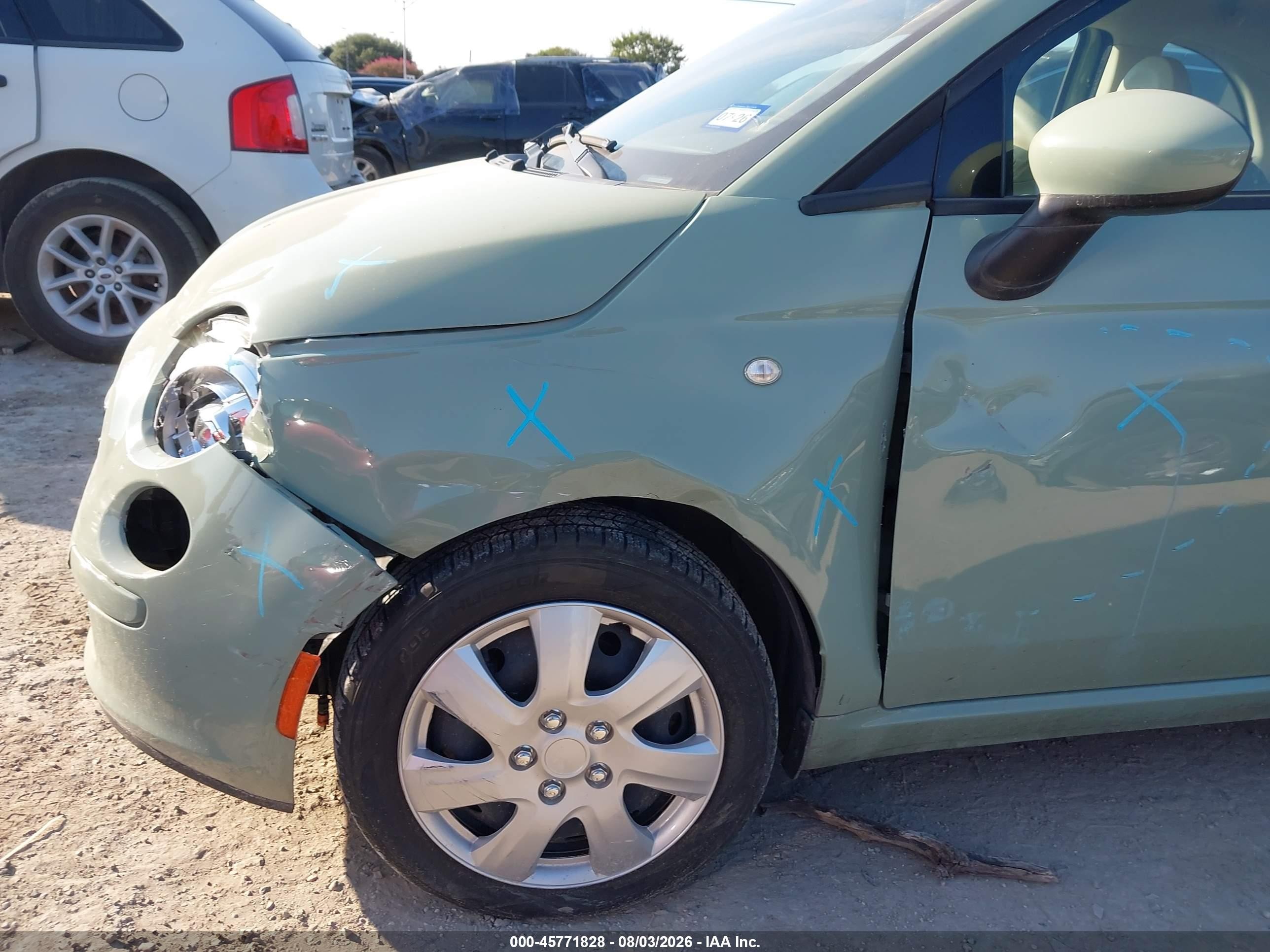 2014 Fiat 500 Pop Green vin: 3C3CFFAR9ET262688