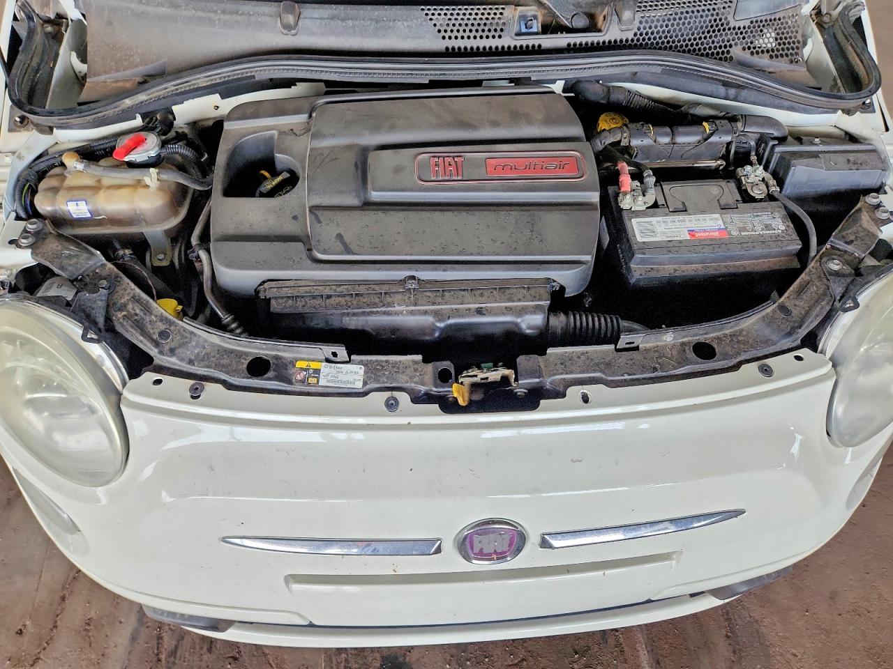 2014 Fiat 500 Pop White vin: 3C3CFFAR9ET293388
