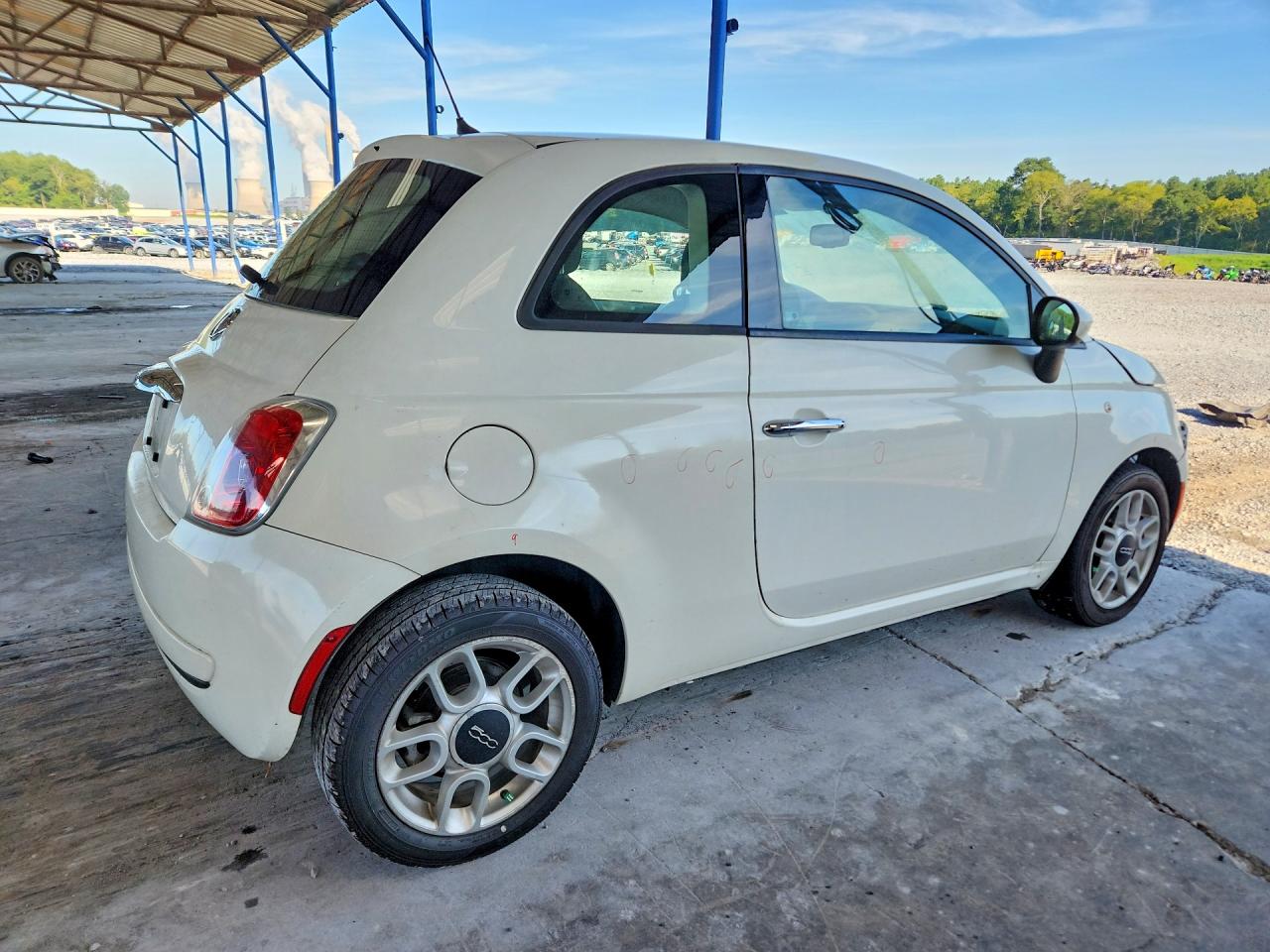 2015 Fiat 500 Pop White vin: 3C3CFFAR9FT609664