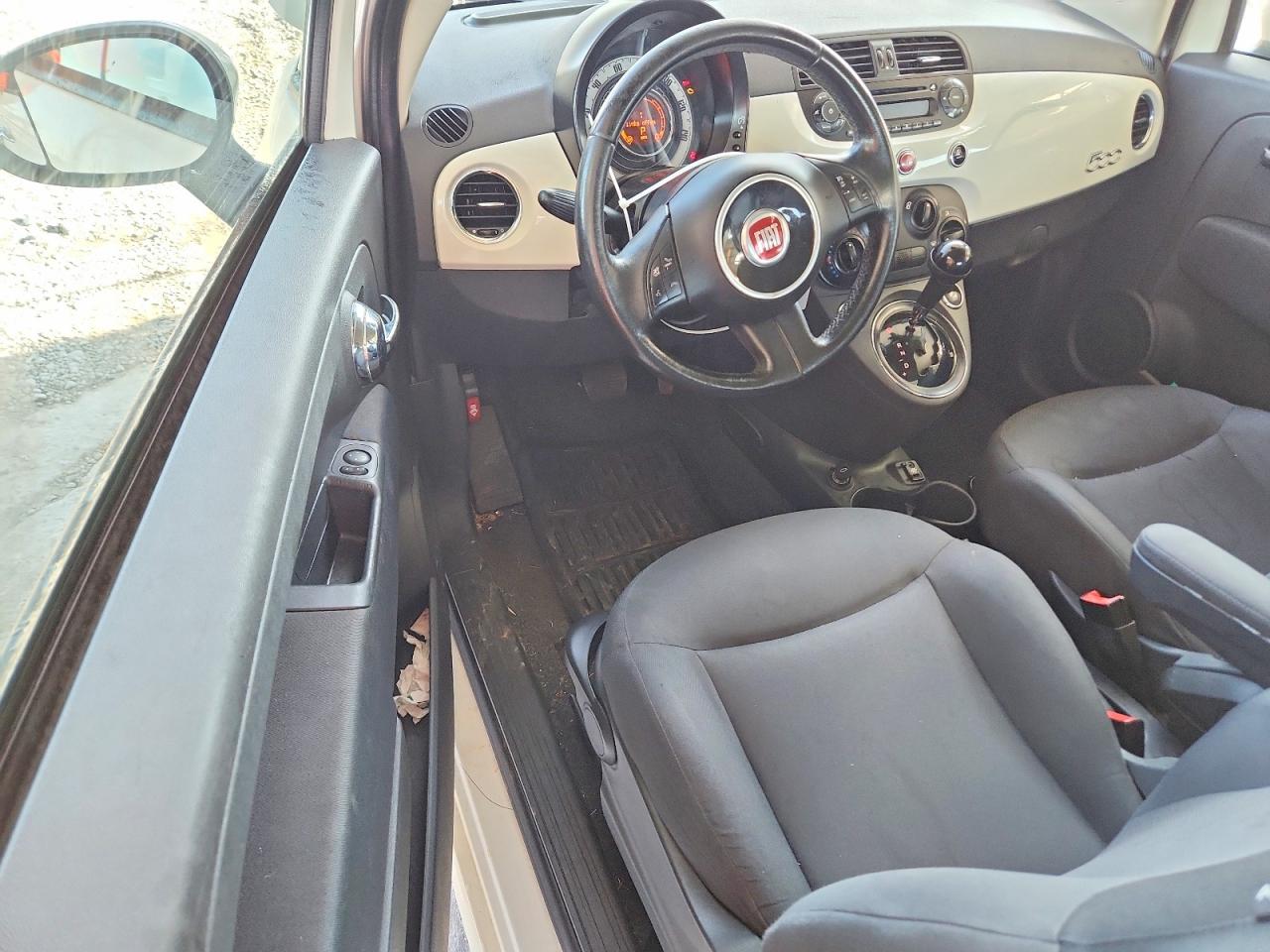 2015 Fiat 500 Pop White vin: 3C3CFFAR9FT609664